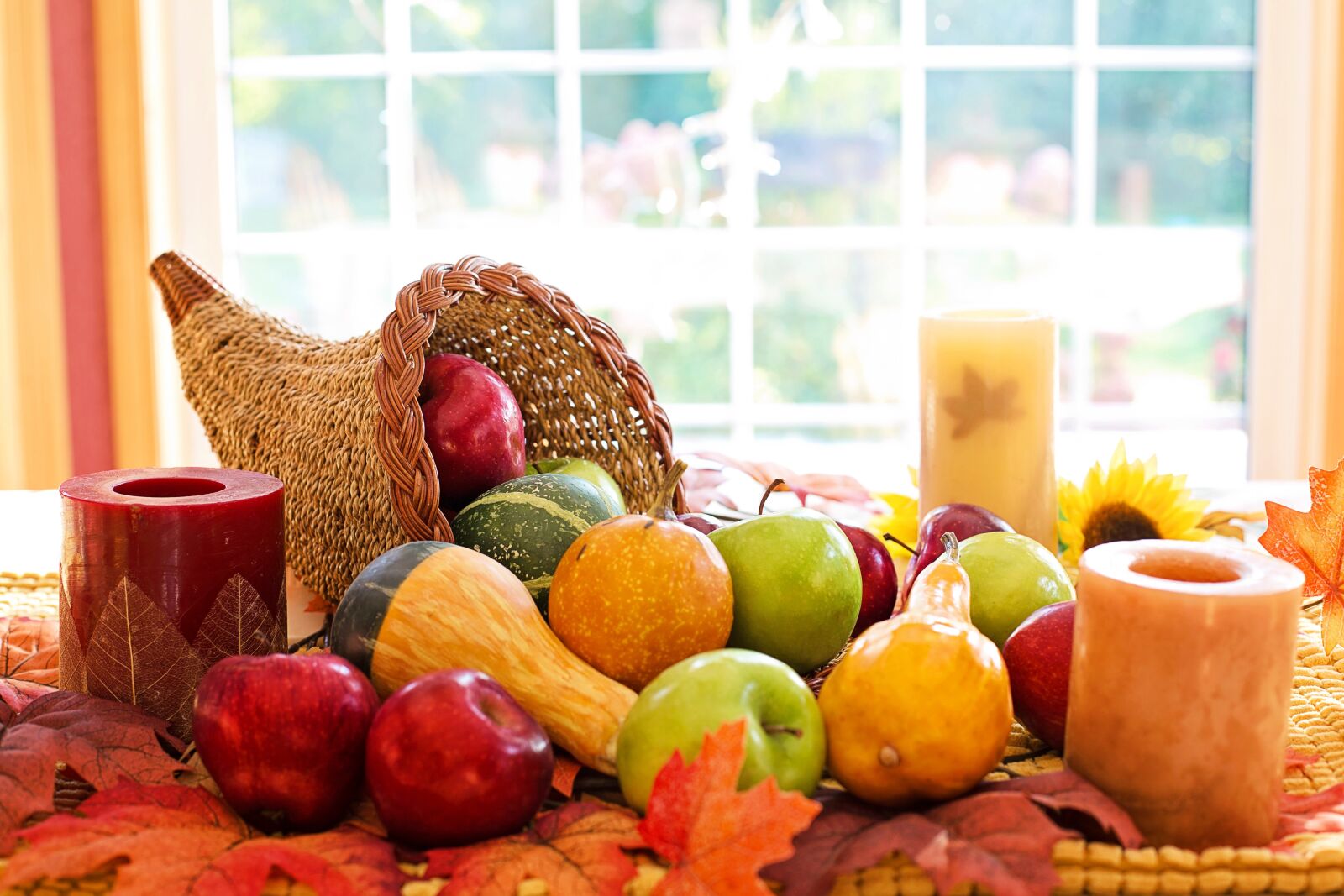 Canon EF 50mm F1.4 USM sample photo. Thanksgiving, cornucopia, fruit photography