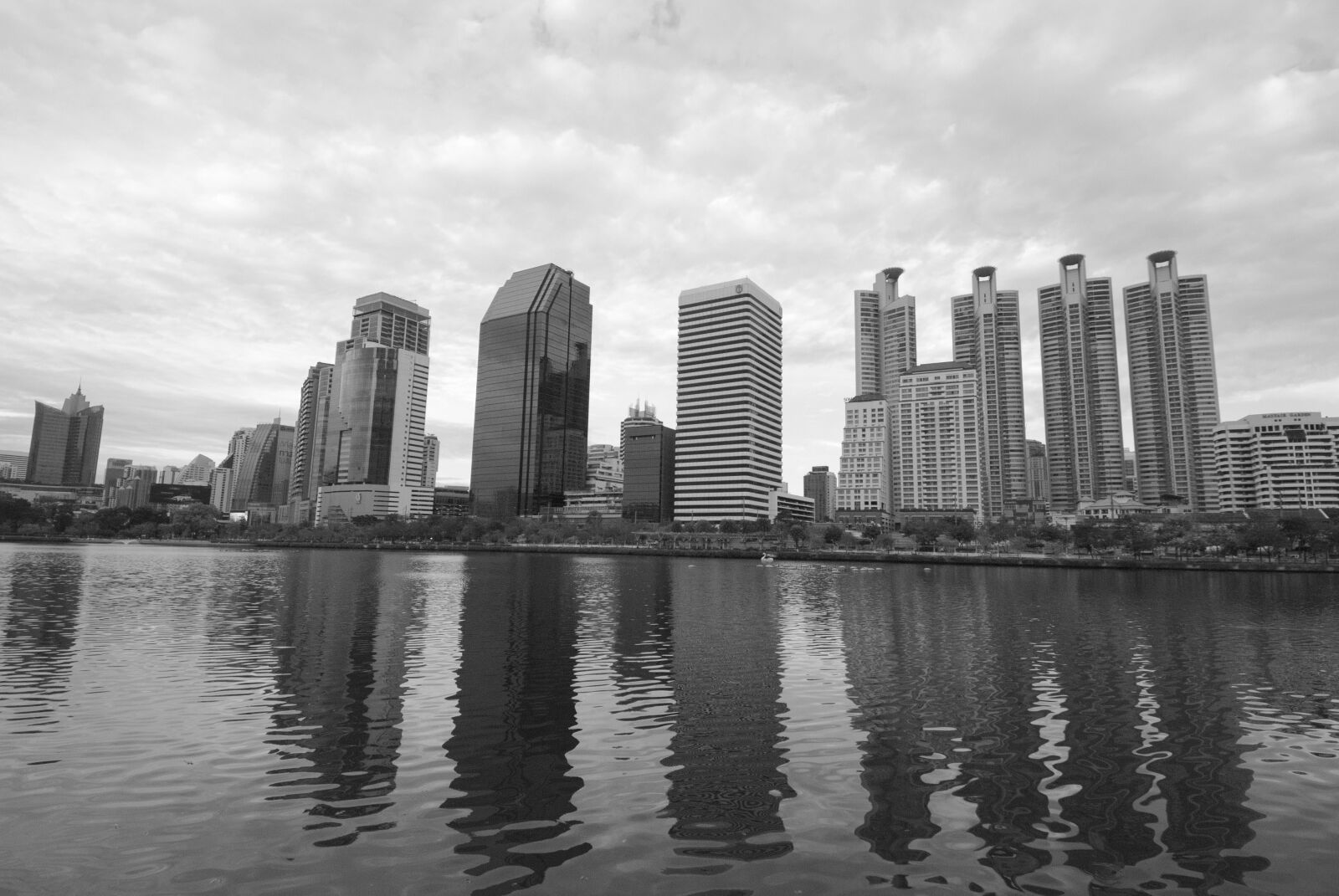Nikon D80 sample photo. Bangkok, black, and, white photography