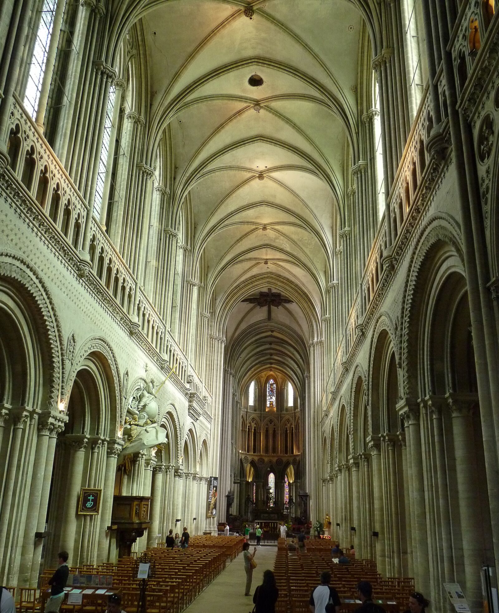 Panasonic Lumix DMC-FZ28 sample photo. Bayeux, cathedral, normandy photography