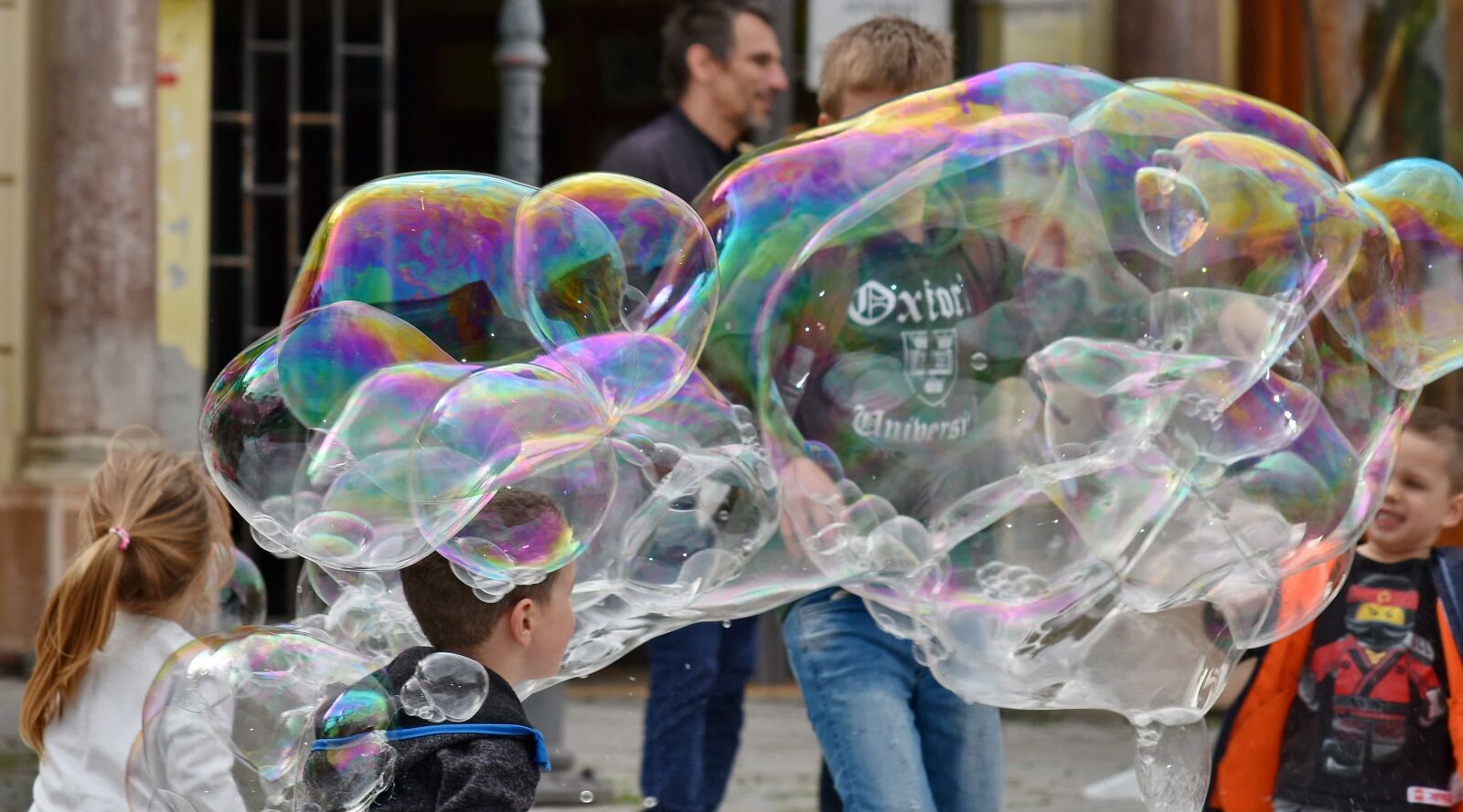 Nikon D5500 sample photo. Bubble, childhood, children, street photography