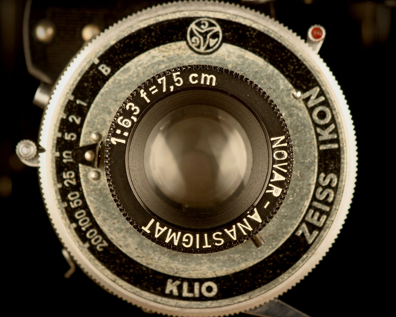 Canon EOS 600D (Rebel EOS T3i / EOS Kiss X5) + Canon EF 28-105mm f/3.5-4.5 USM sample photo