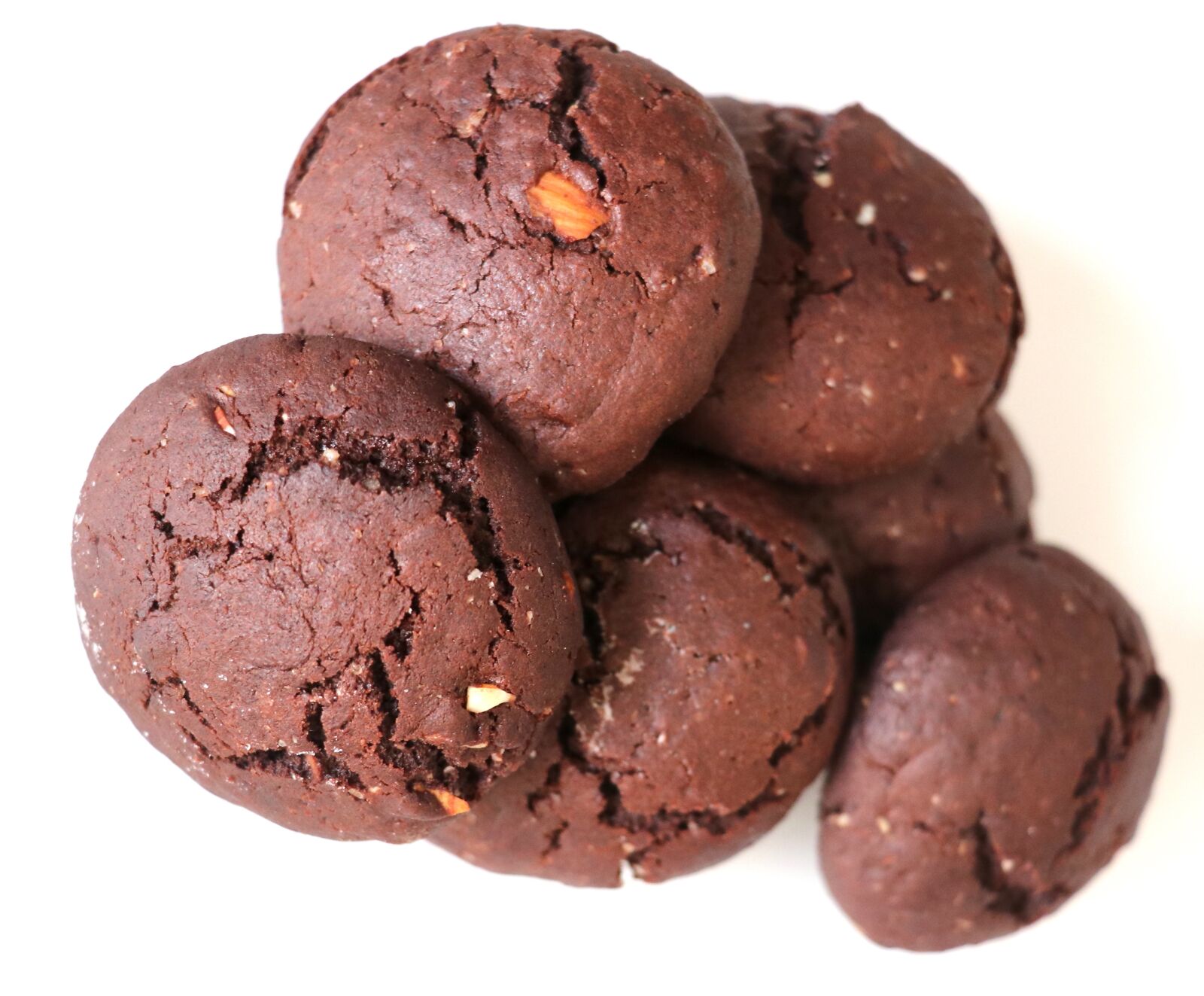 Canon EF-S 18-135mm F3.5-5.6 IS USM sample photo. Almond, cookies, nibble photography