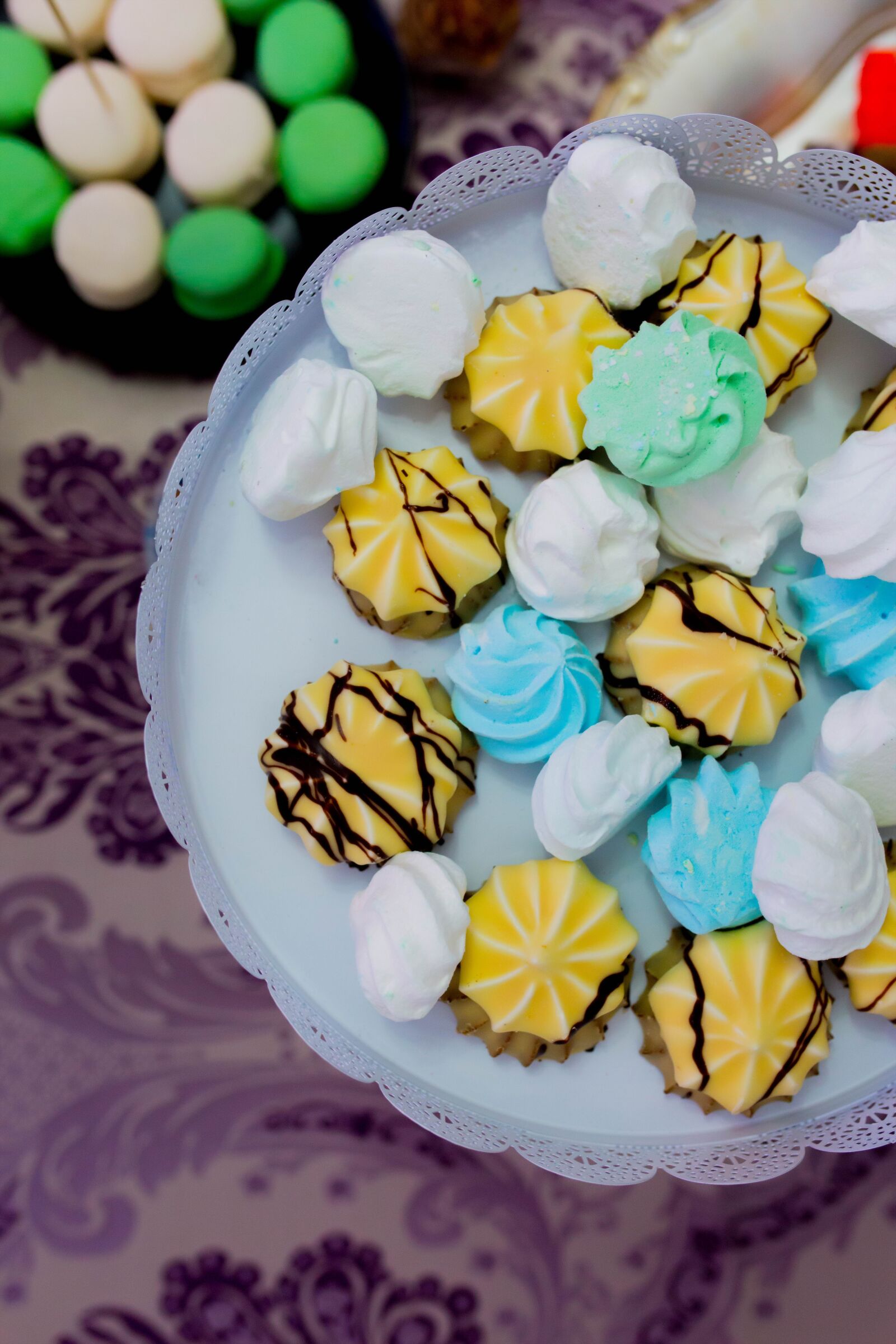 Canon EOS 5D Mark III sample photo. Cookies, sweet, white photography