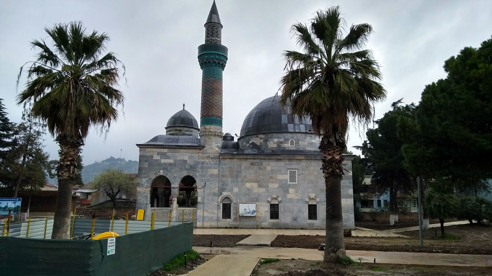 Motorola Moto G (5S) Plus sample photo. Mosque, turkey, quran photography