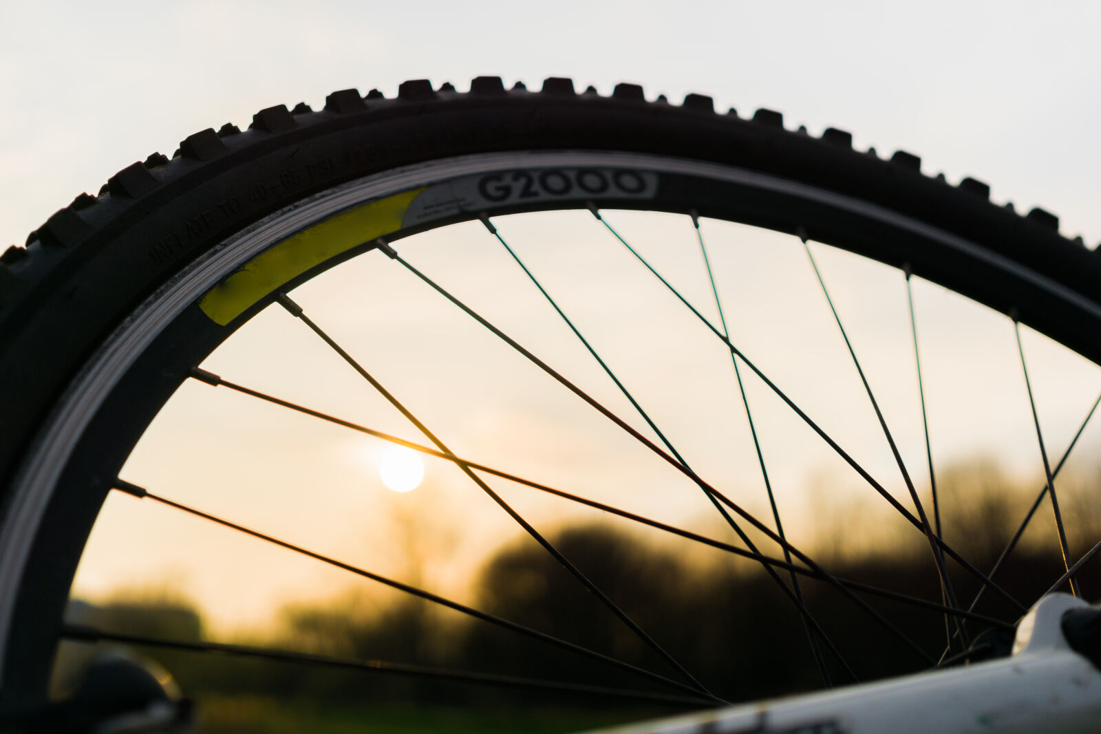 Sony a6000 + Sigma 30mm F2.8 EX DN sample photo. Bike, sky, sun, sunset photography