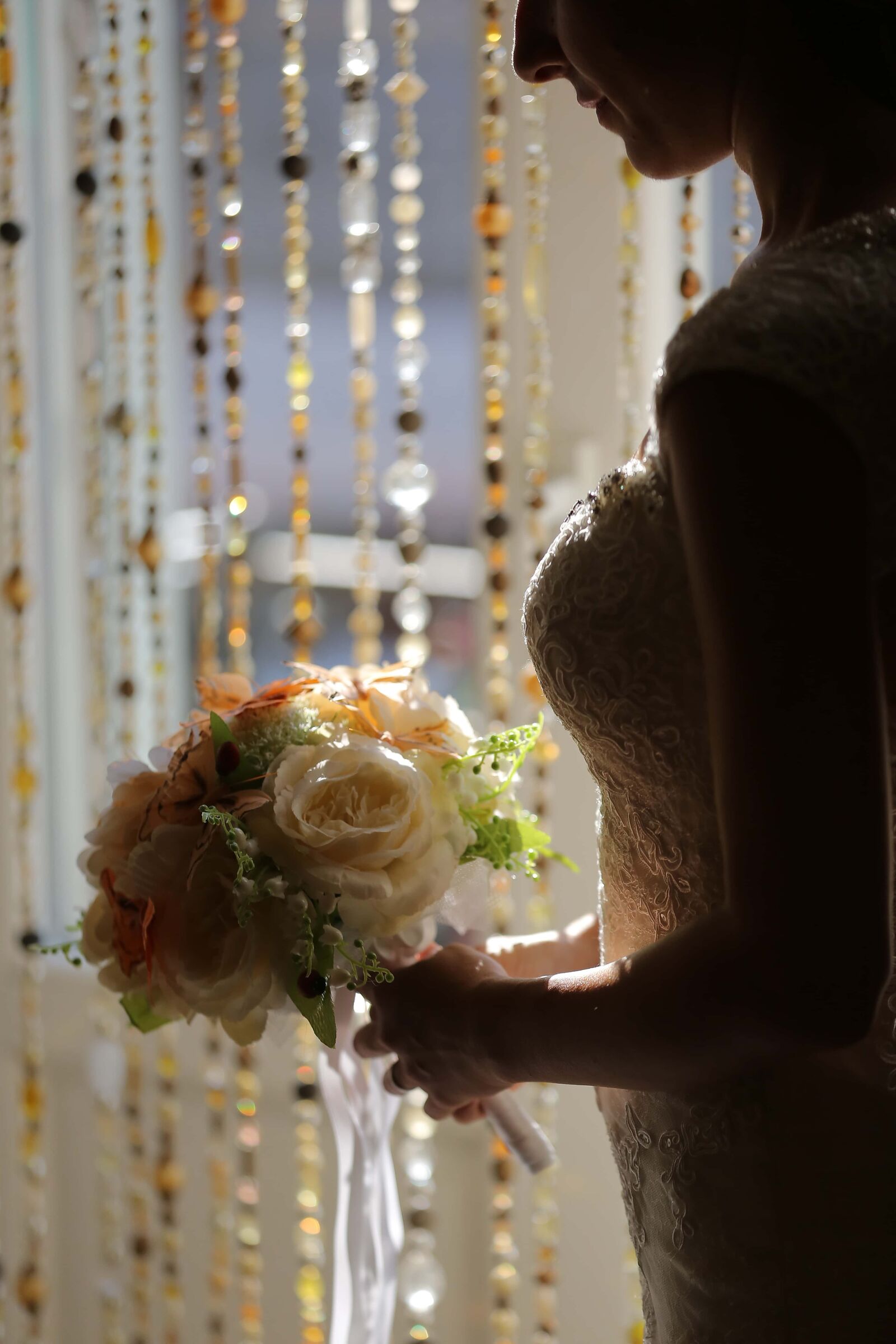 Canon EOS 5D Mark III sample photo. Silhouette, bride, wedding bouquet photography