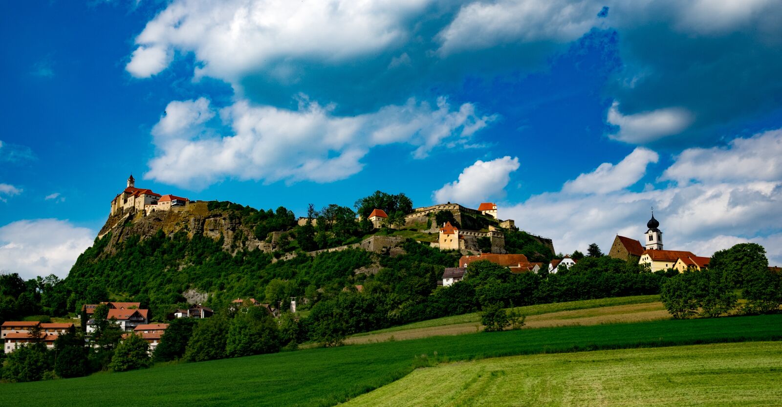 Fujifilm X-T10 sample photo. Austria, riegersburg, styria photography