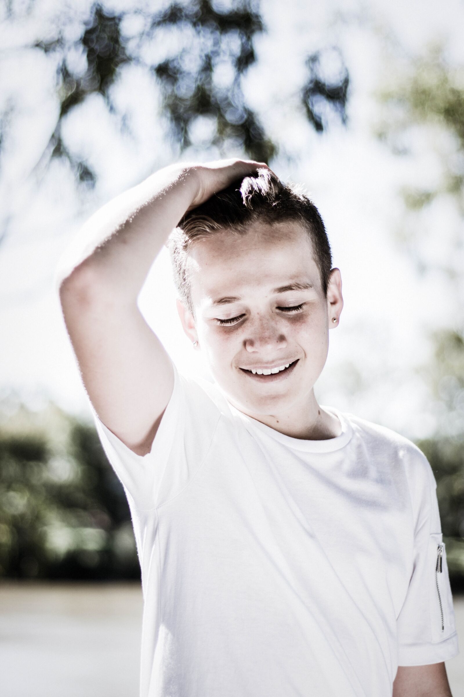Canon EOS 7D Mark II sample photo. Boy, teenager, teenage boy photography