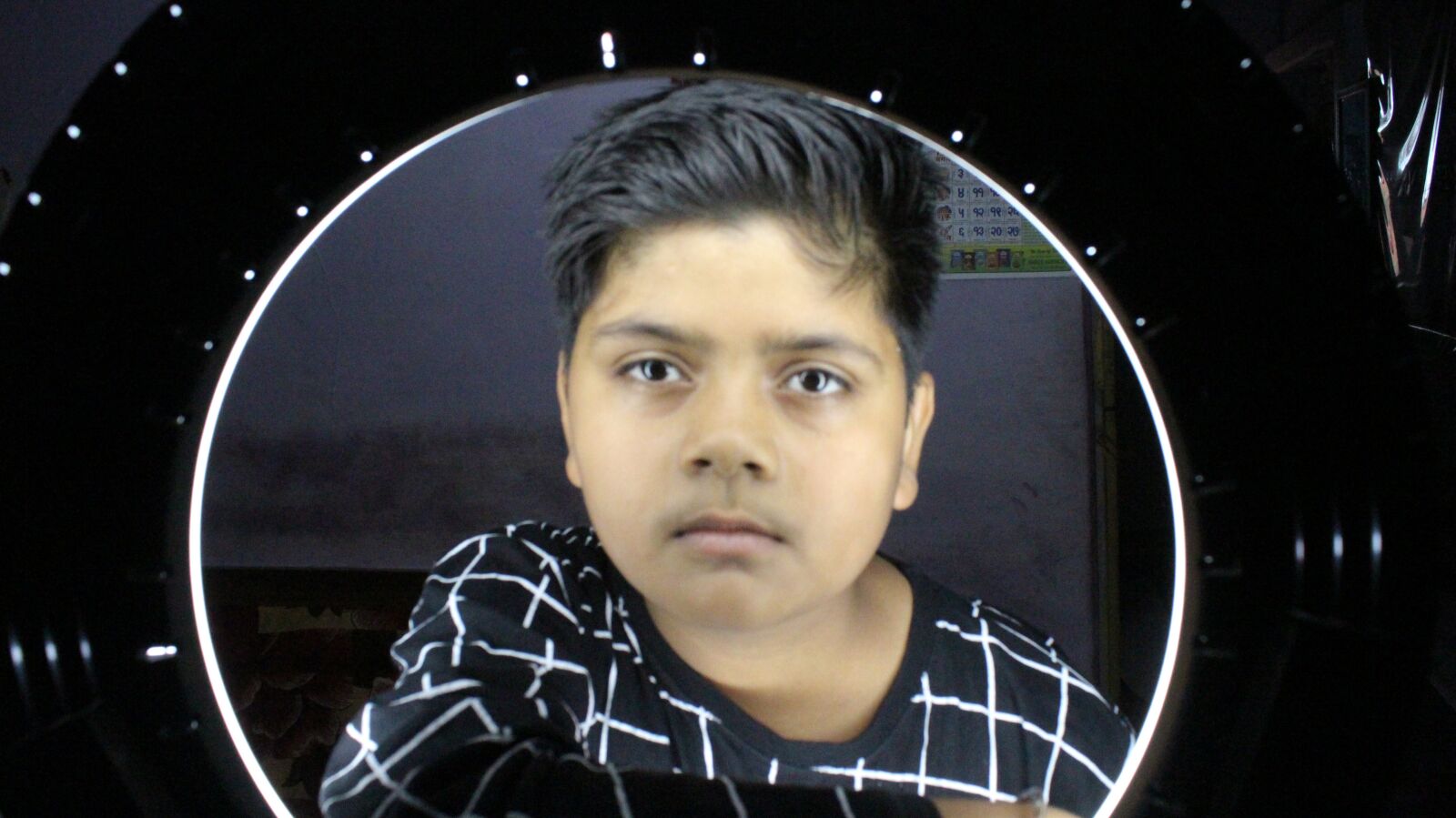 Canon EOS 700D (EOS Rebel T5i / EOS Kiss X7i) sample photo. Boy, portrait, young photography