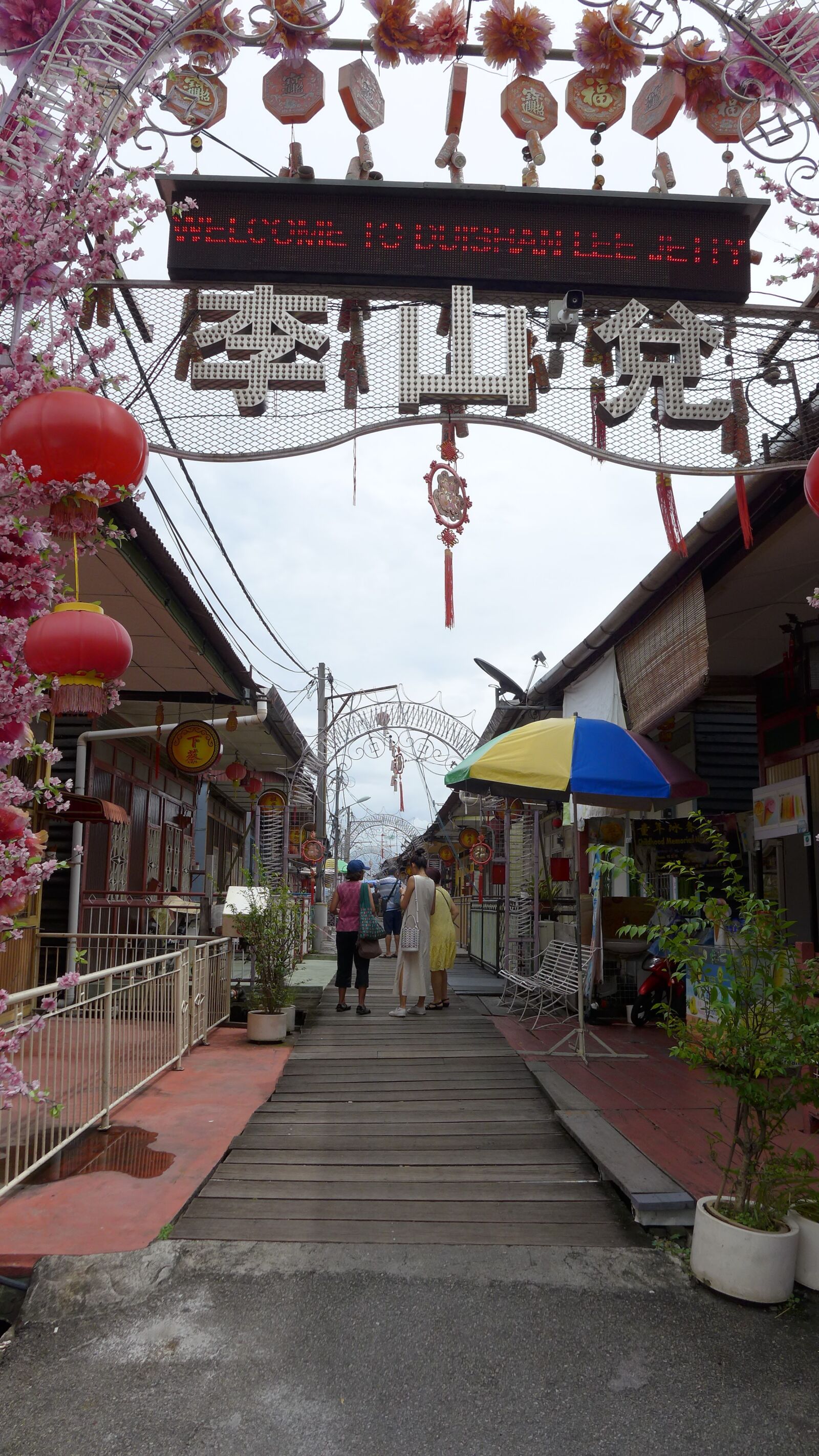 Panasonic Lumix DMC-LX7 sample photo. Lee jetty, penang, georgetown photography