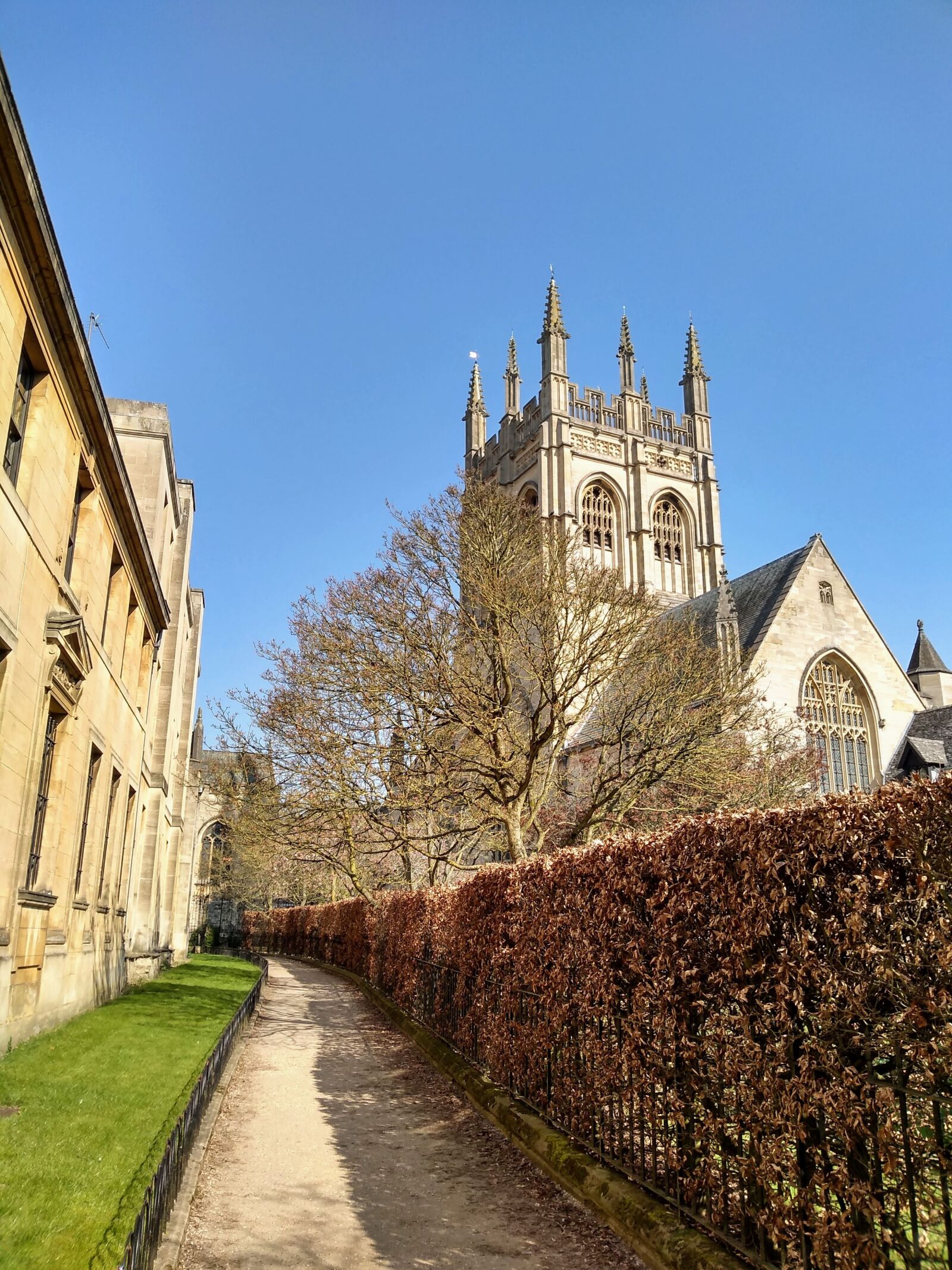 Motorola moto g(6) play sample photo. Oxford, oxfordshire, university photography