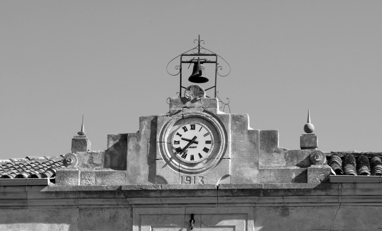 Panasonic Lumix DMC-FZ35 (Lumix DMC-FZ38) sample photo. Clock, town hall, bell photography