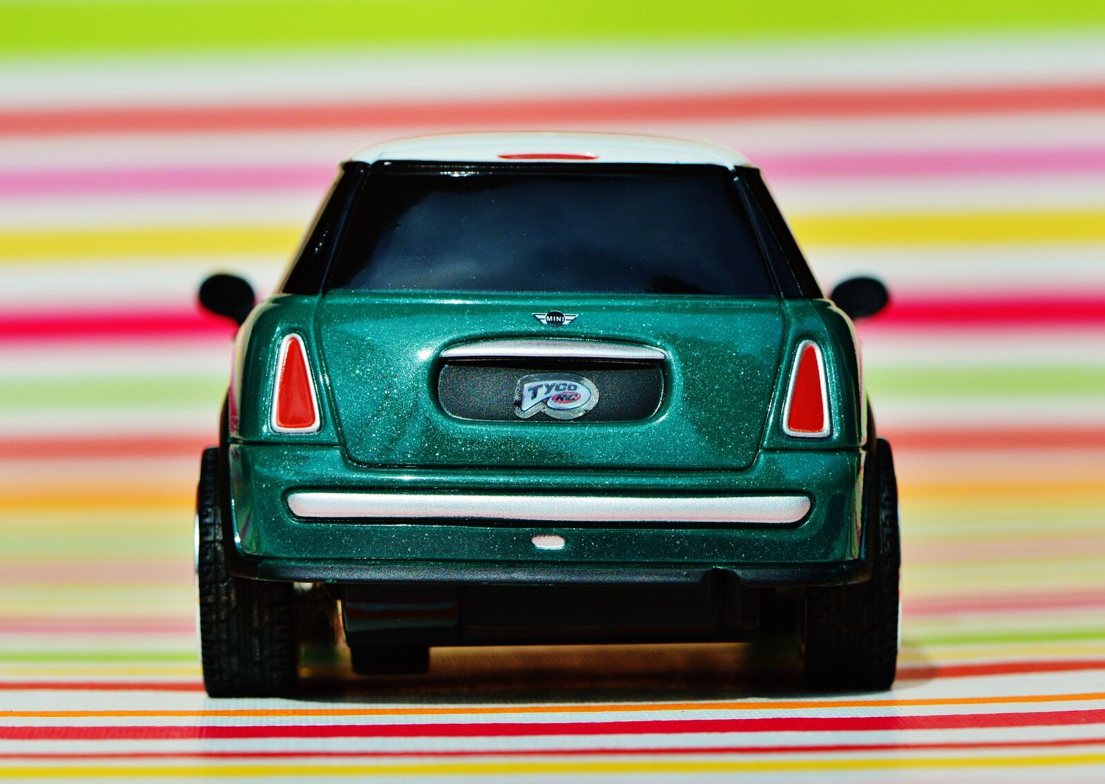 Nikon D3200 sample photo. Mini cooper, auto, model photography
