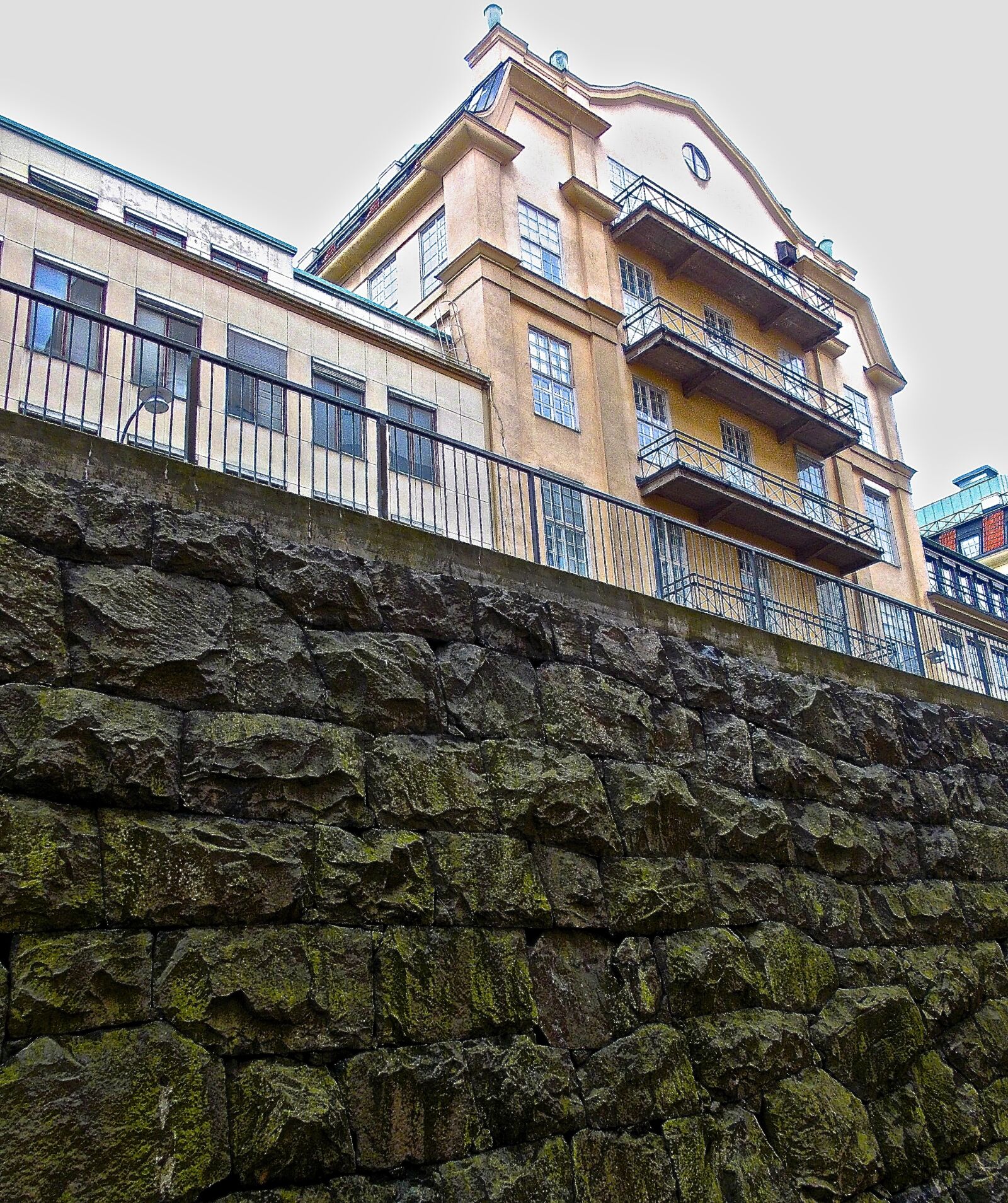 Nikon COOLPIX L25 sample photo. Facade, structure, wall photography