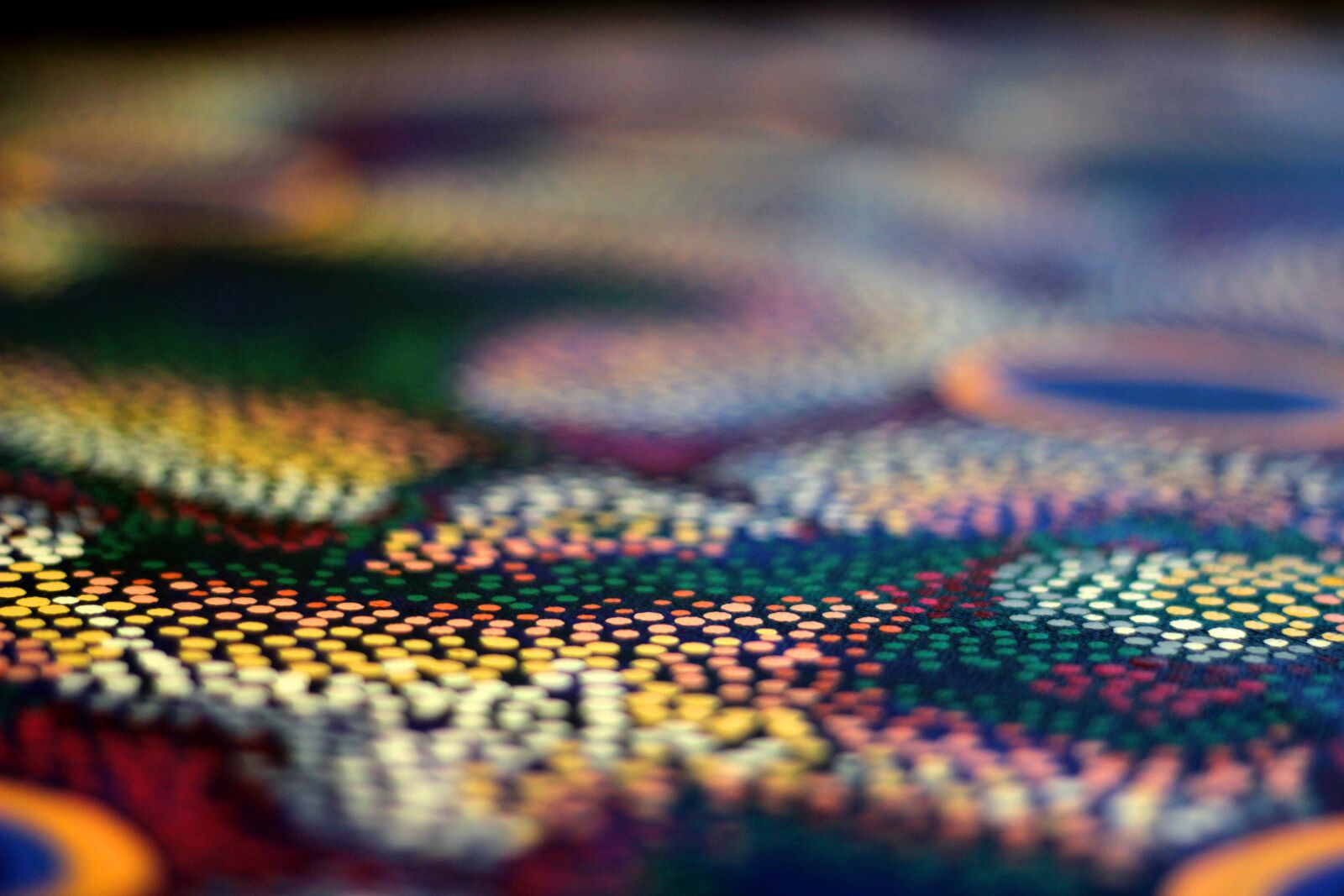 Canon EOS 600D (Rebel EOS T3i / EOS Kiss X5) + Canon EF 50mm F1.8 II sample photo. Photographic background, aboriginal art photography