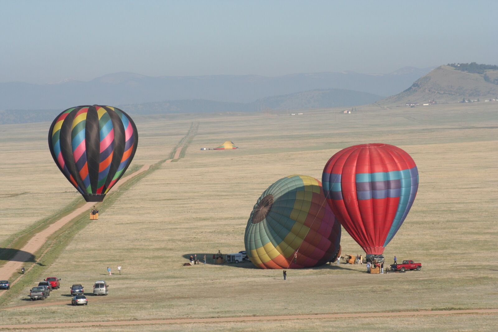 Canon EOS 350D (EOS Digital Rebel XT / EOS Kiss Digital N) sample photo. Ballooning, flying, aviation photography