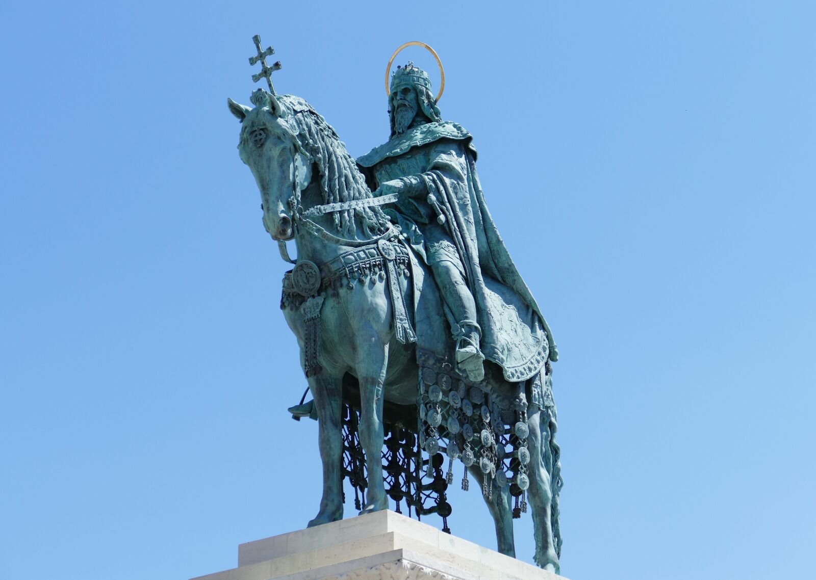 Panasonic Lumix DMC-FZ1000 sample photo. Budapest, hungary, landmark photography