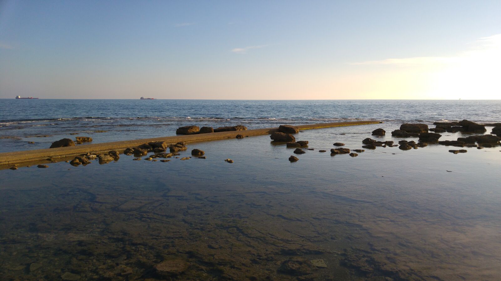 LG G4 sample photo. Livorno, italy, sea photography