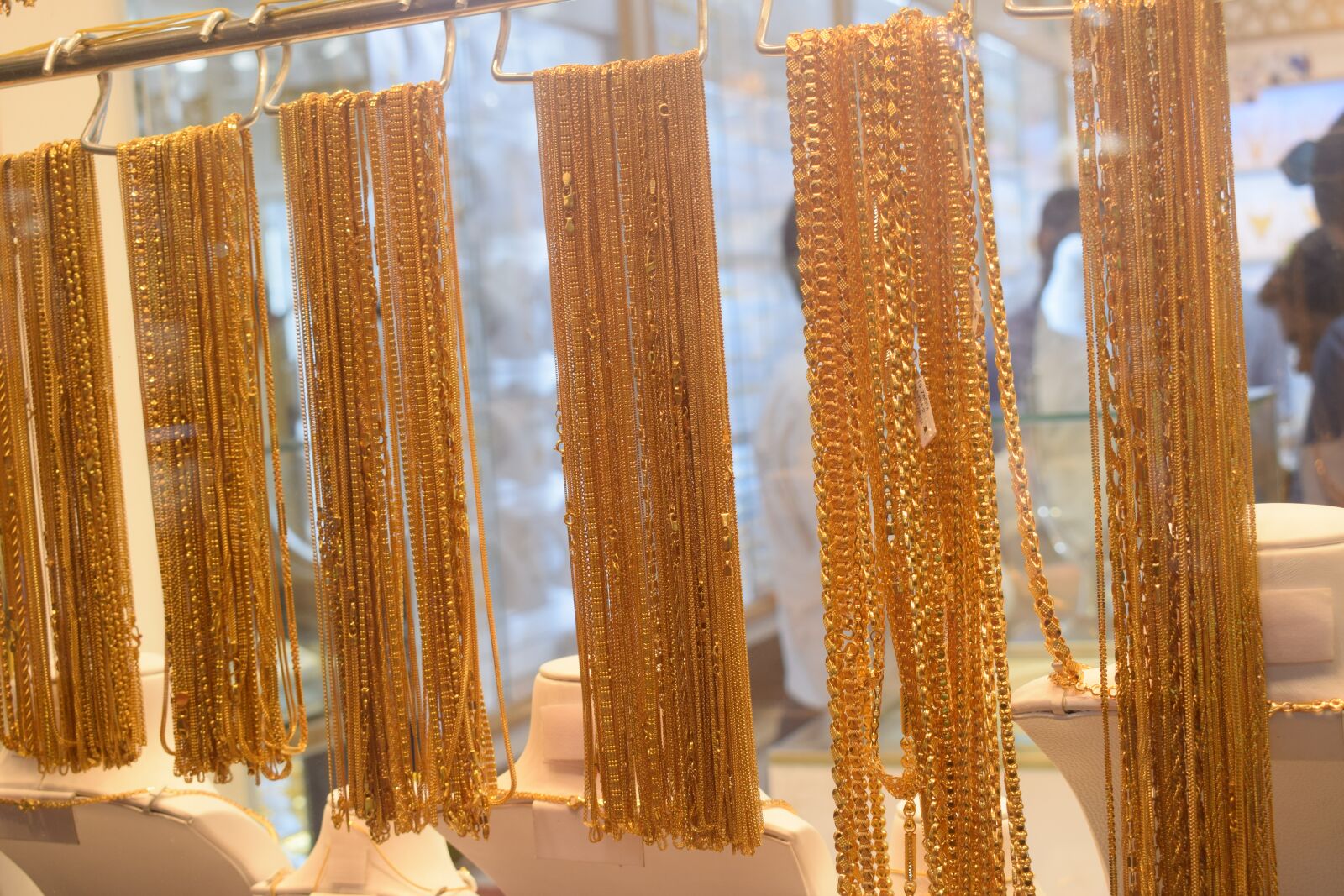 Nikon D5300 sample photo. Gold jewelry, gold, gold photography