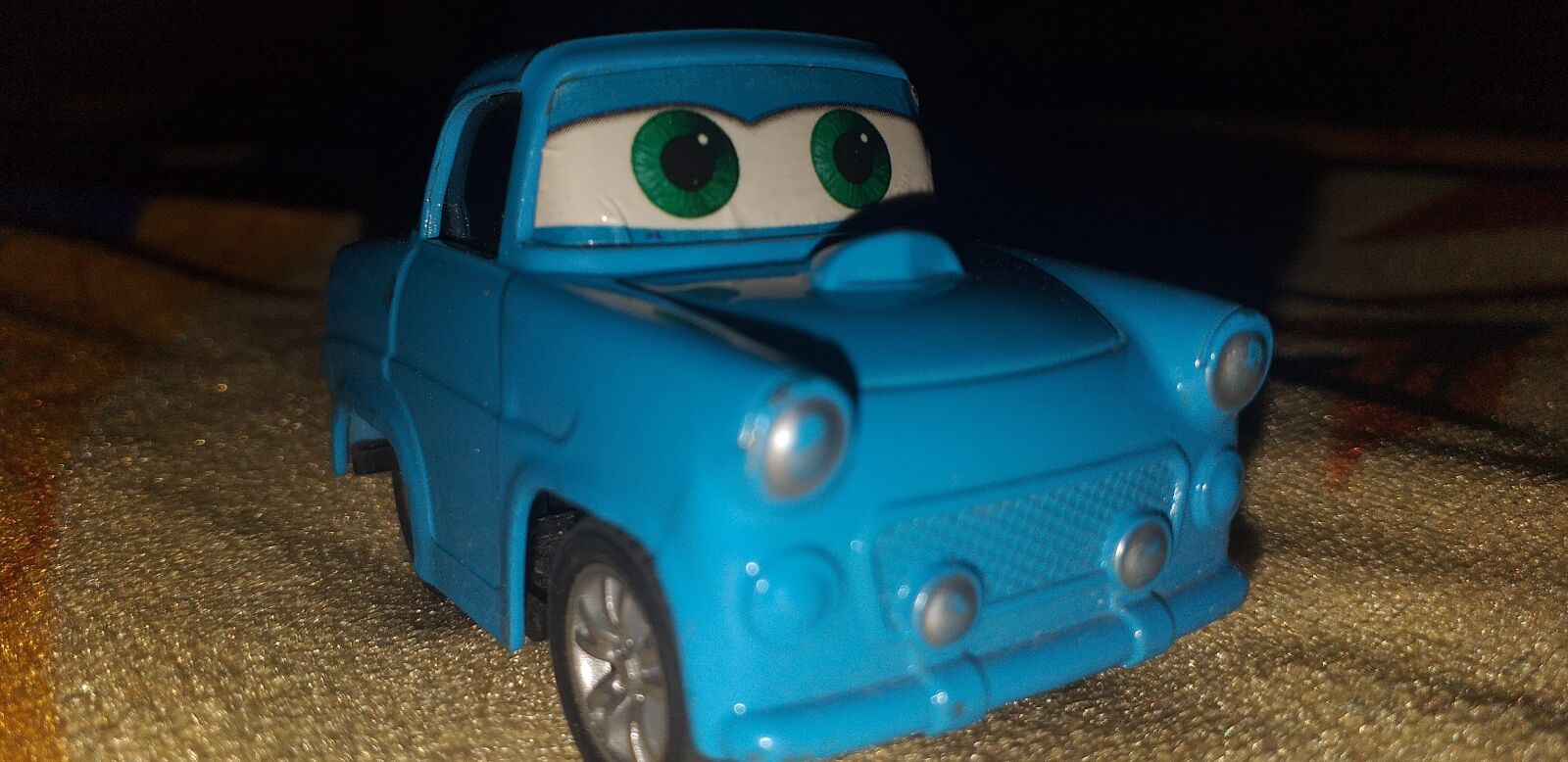 Samsung Galaxy J6+ sample photo. Car, toy, blue photography