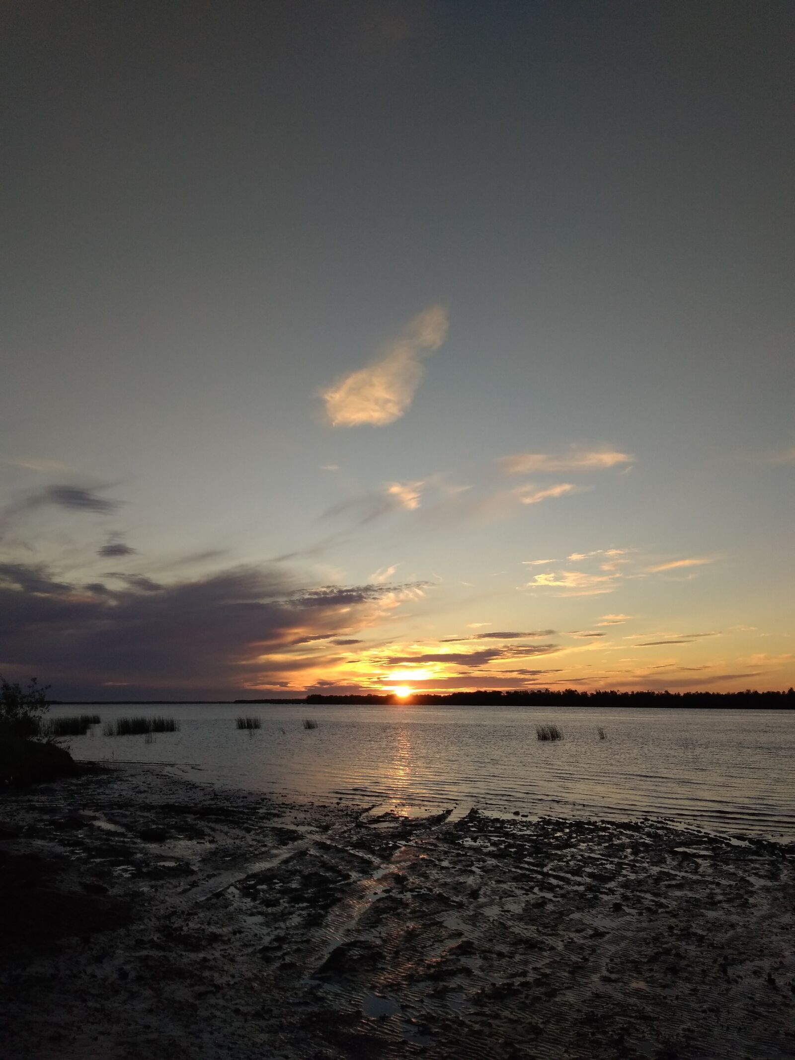 Xiaomi Redmi 4A sample photo. Sunset, water, nature photography