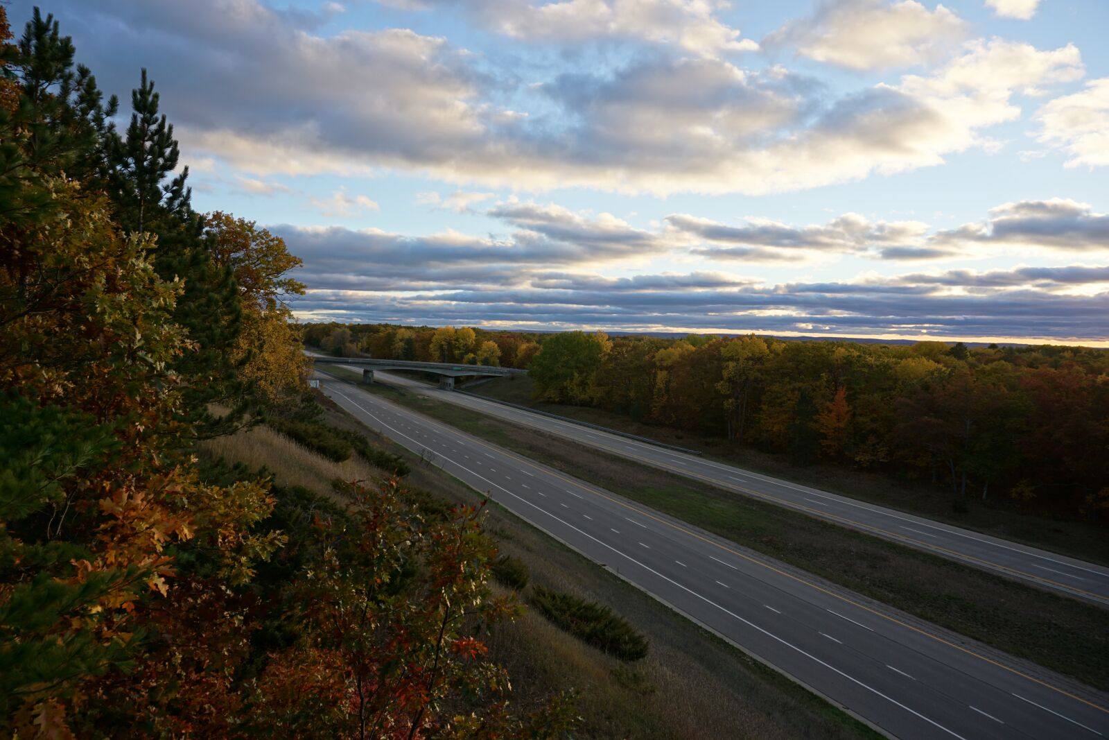 Sony a6000 sample photo. Highway, sky, travel photography