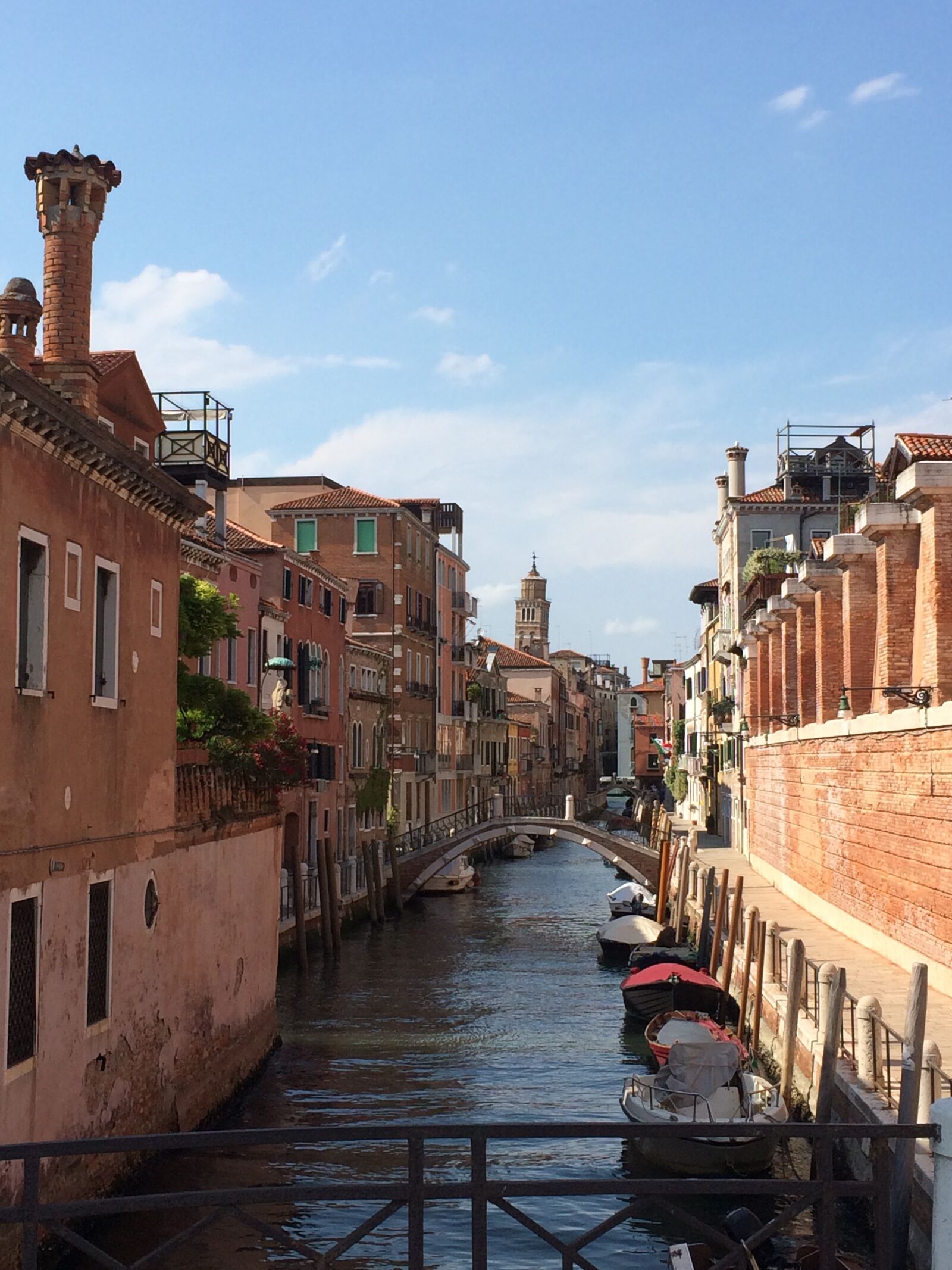 iPhone 5s back camera 4.15mm f/2.2 sample photo. Italy, gondolas, channel photography