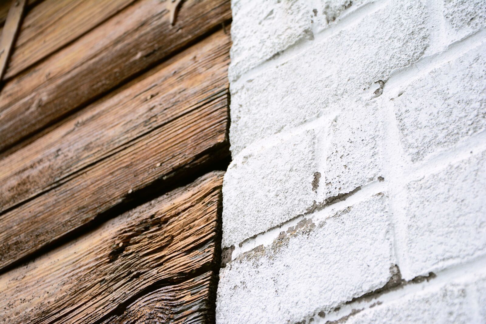 Nikon D5200 sample photo. Wall, wood, stone photography