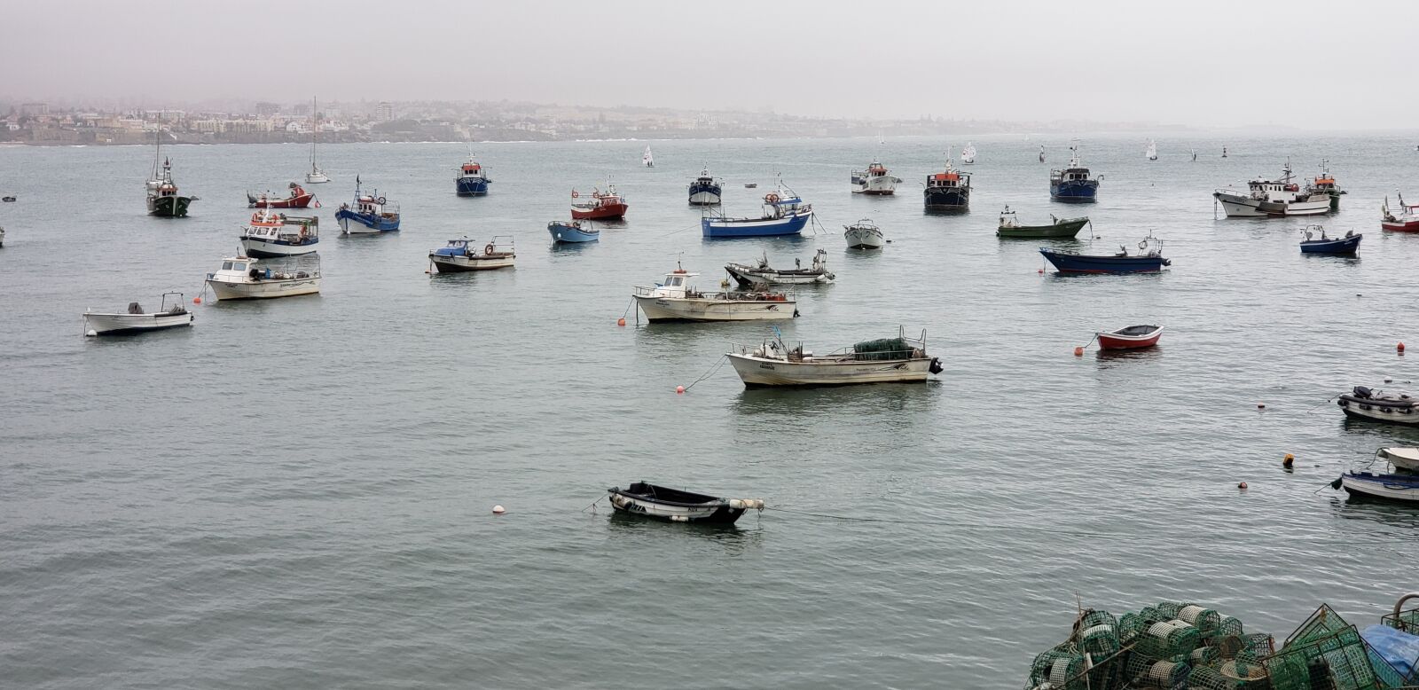 Samsung Galaxy S9+ sample photo. Portugal, boats, fishermen photography