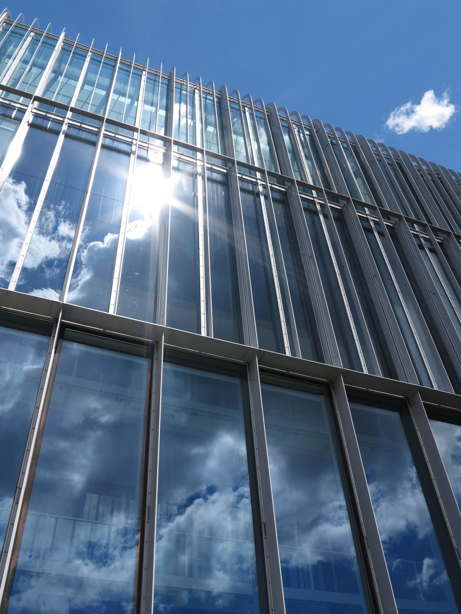 Canon PowerShot G1 X sample photo. Glass facade, architecture, modern photography