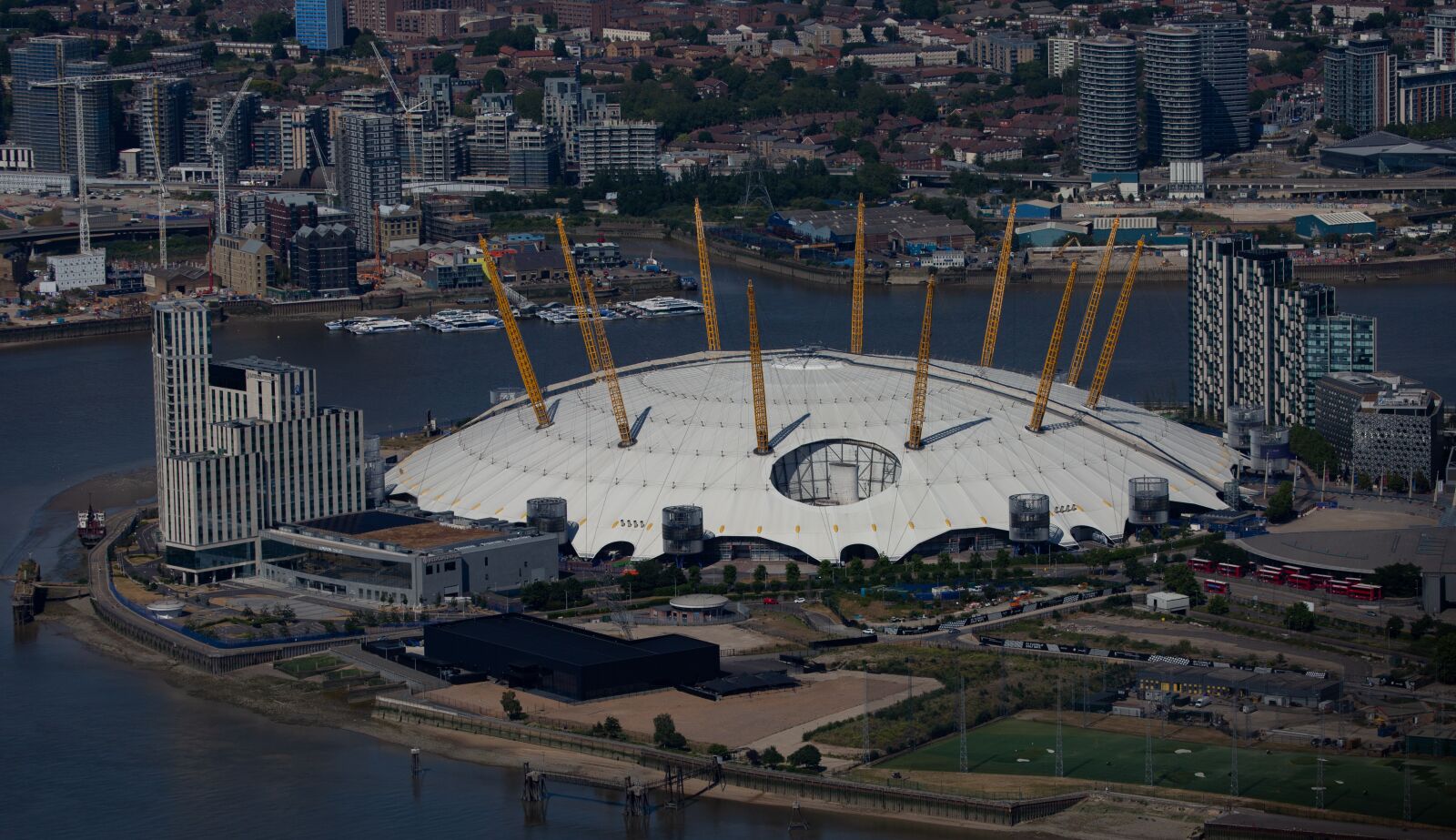 Canon EOS 5D Mark III sample photo. O2 arena, 02 from photography