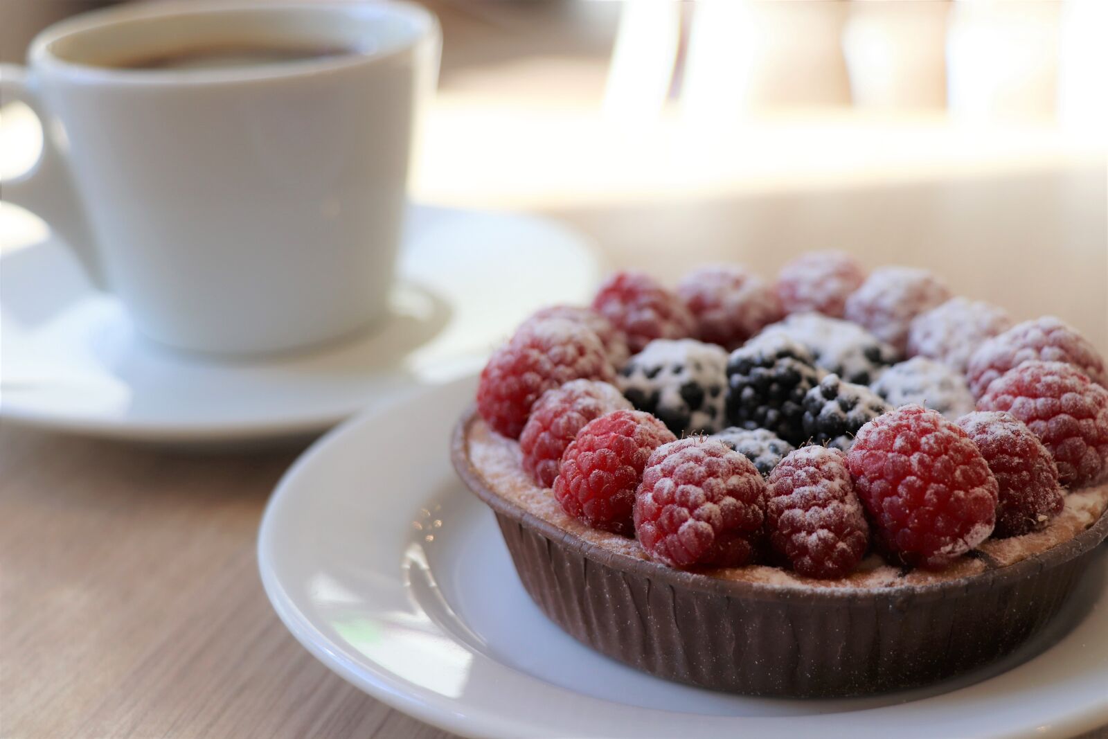 Canon EOS 77D (EOS 9000D / EOS 770D) sample photo. Coffee, cake, breakfast photography