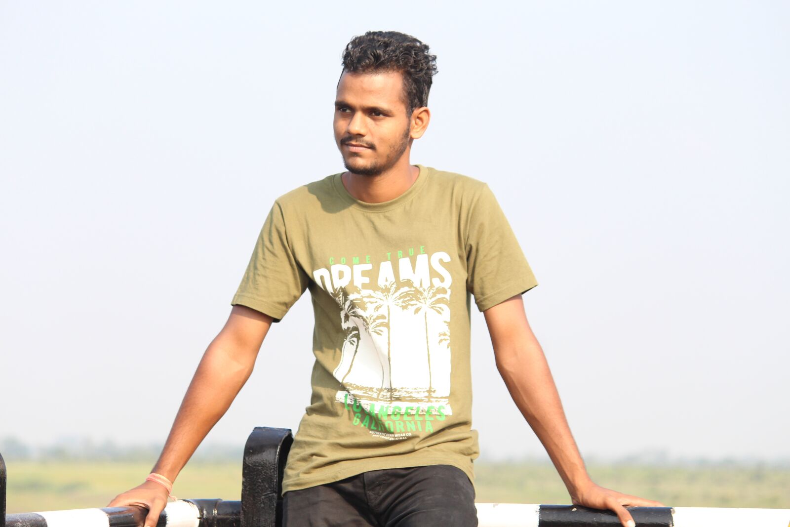 Canon EOS 700D (EOS Rebel T5i / EOS Kiss X7i) sample photo. Boy, smart, model photography