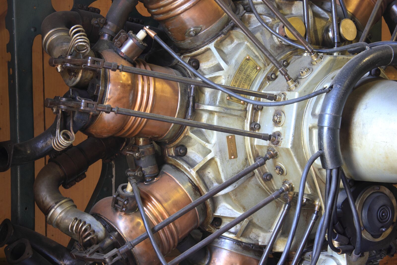 Canon EOS 550D (EOS Rebel T2i / EOS Kiss X4) sample photo. Czech, prague, aircraft photography