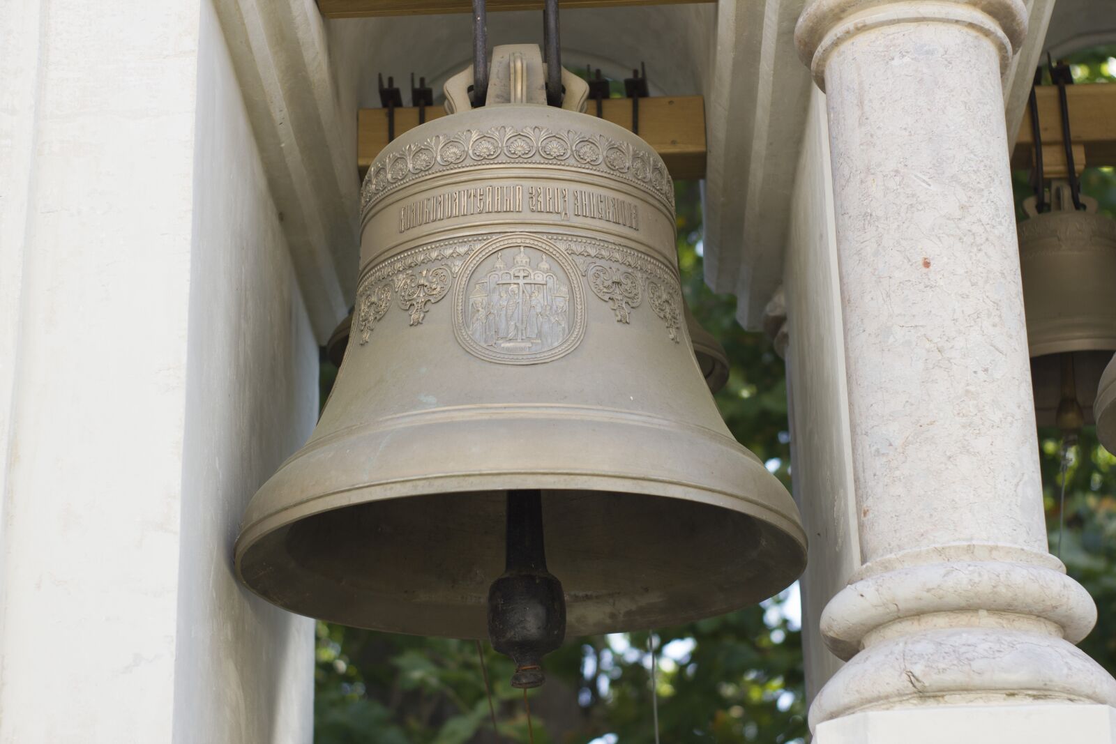 Canon EOS 550D (EOS Rebel T2i / EOS Kiss X4) sample photo. Bell, ringing, church photography