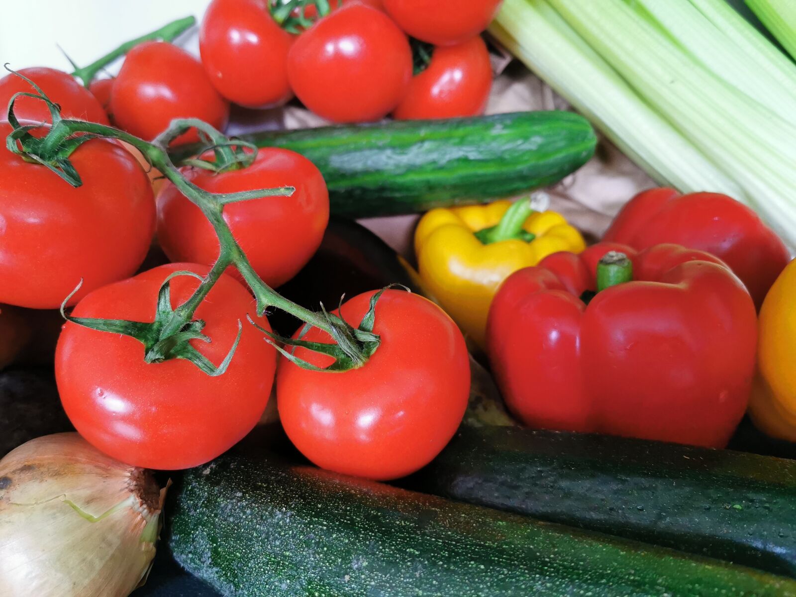 HUAWEI P30 Pro sample photo. Produce, vegetables, tomatoes photography