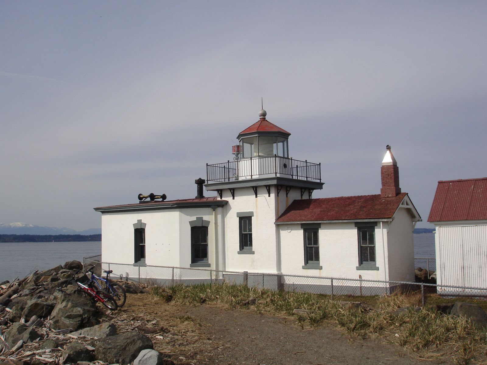 Sony DSC-W7 sample photo. Discovery park, lighthouse, seattle photography