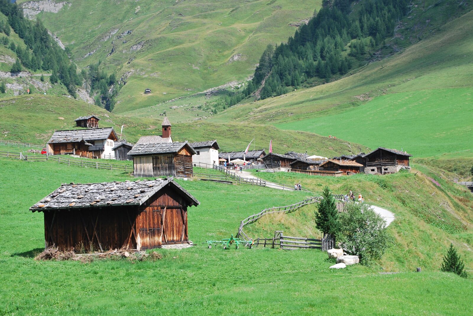 Nikon D60 sample photo. House, hovel, landscape photography