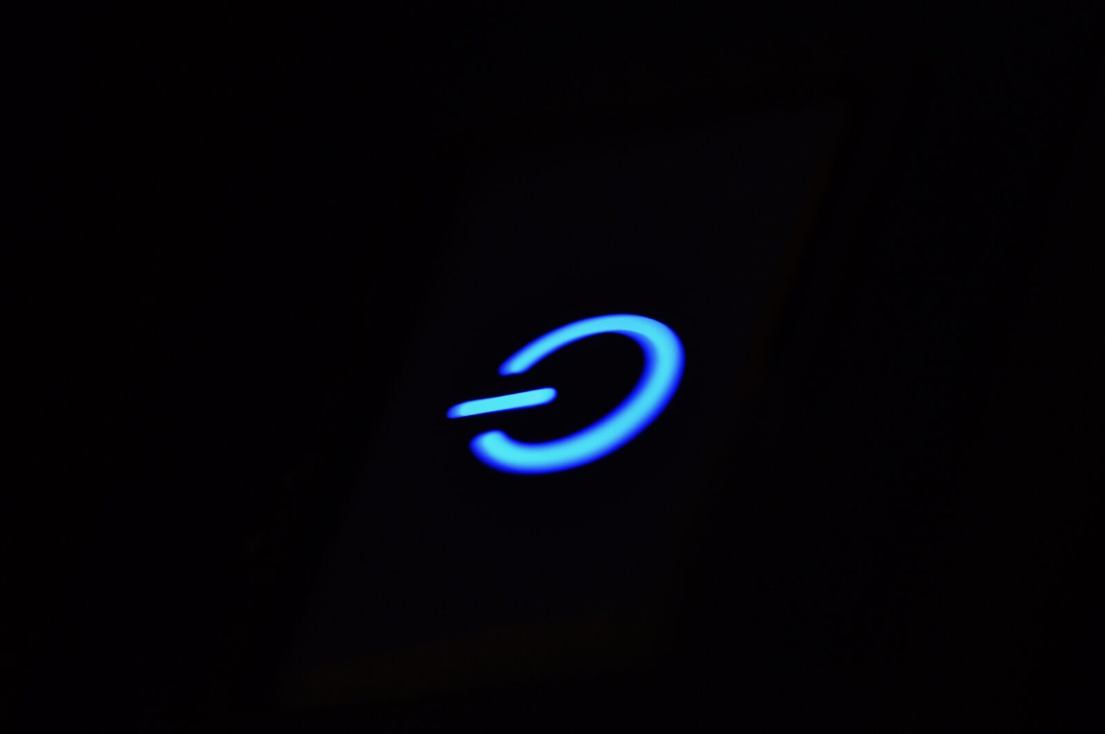 Nikon D90 sample photo. Turn off, black, turn photography