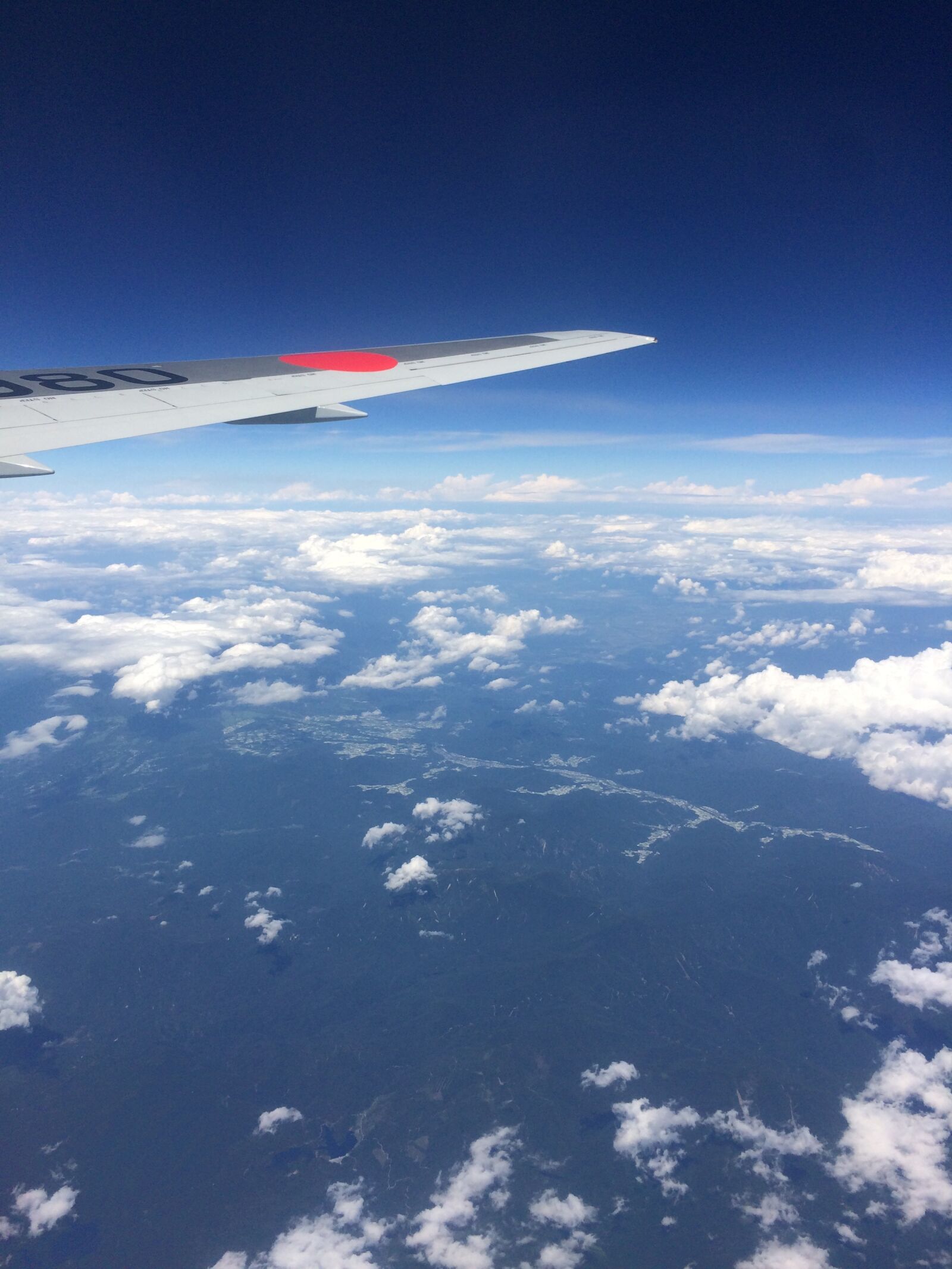 iPhone 5s back camera 4.12mm f/2.2 sample photo. Earth, airplane, cloud photography