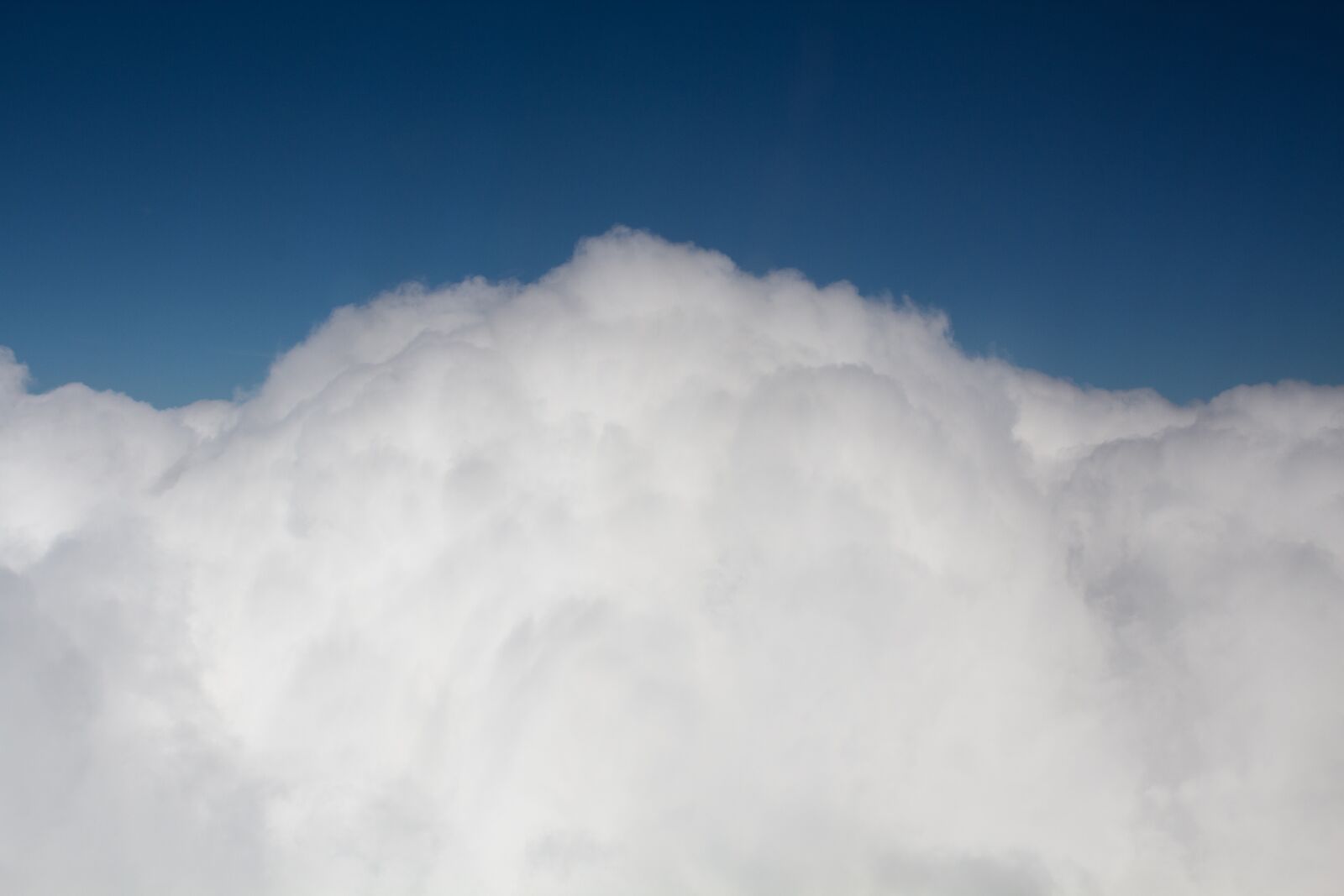 Canon EOS 600D (Rebel EOS T3i / EOS Kiss X5) sample photo. Cloud, blue, sky photography