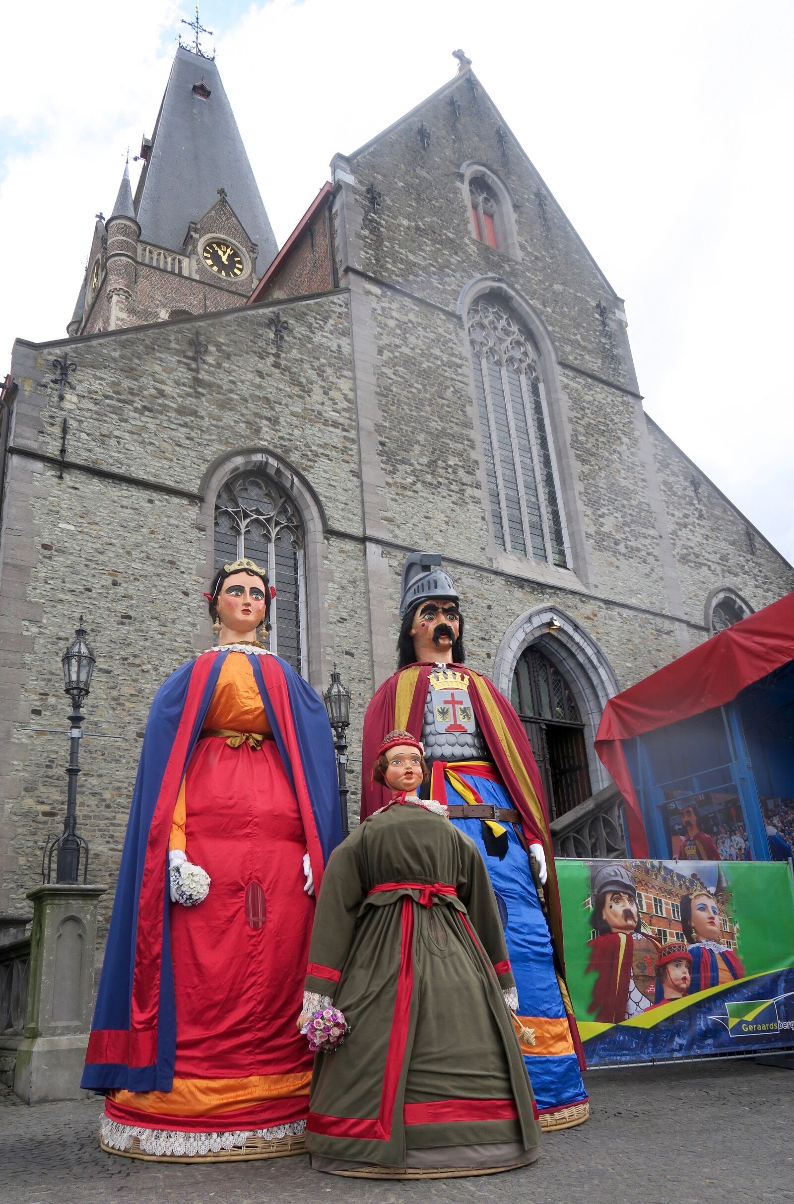 Canon PowerShot G7 X sample photo. Giants, geraardsbergen, market photography