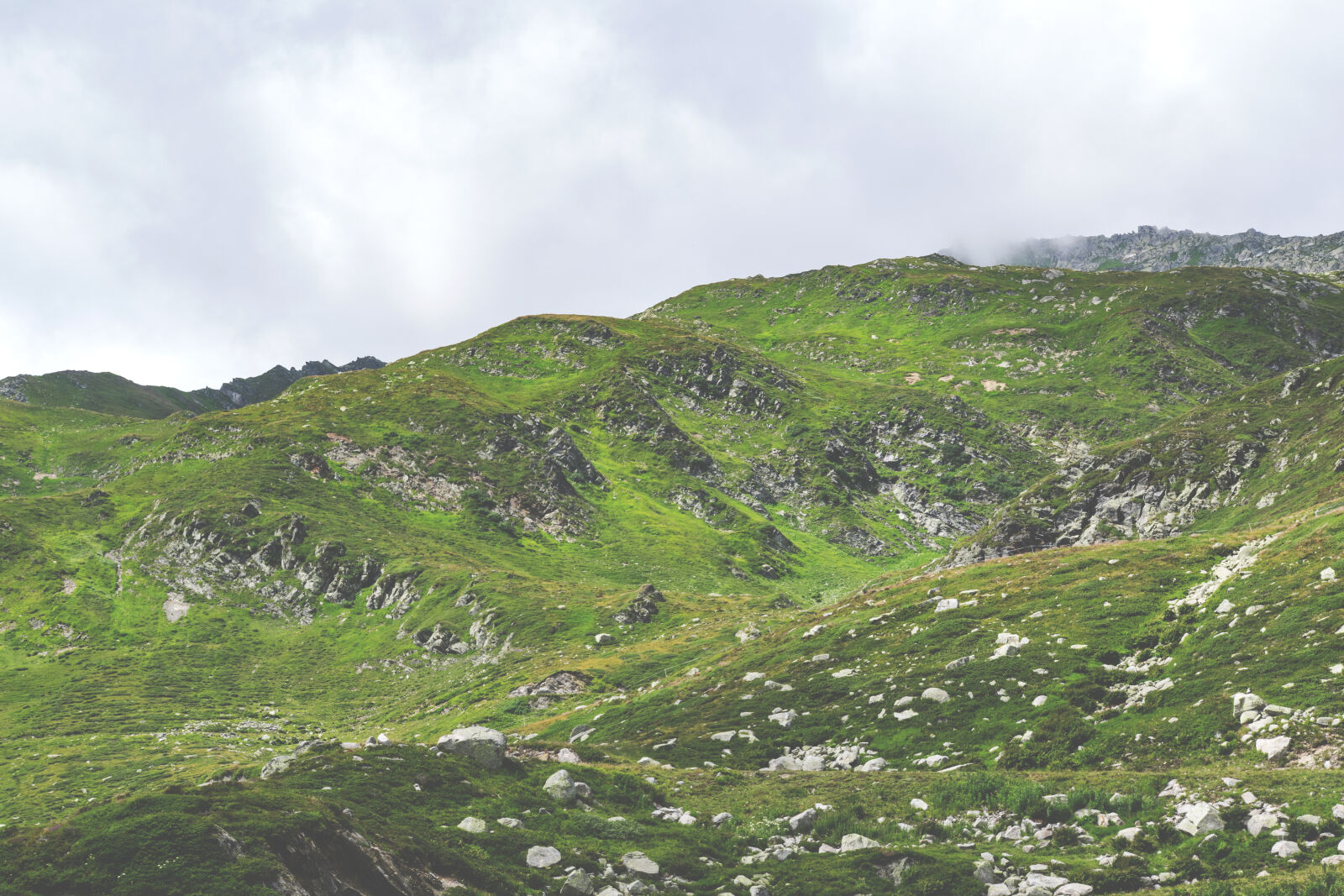 Sigma 18-35mm F1.8 DC HSM Art sample photo. Adventure, clouds, countryside, daylight photography