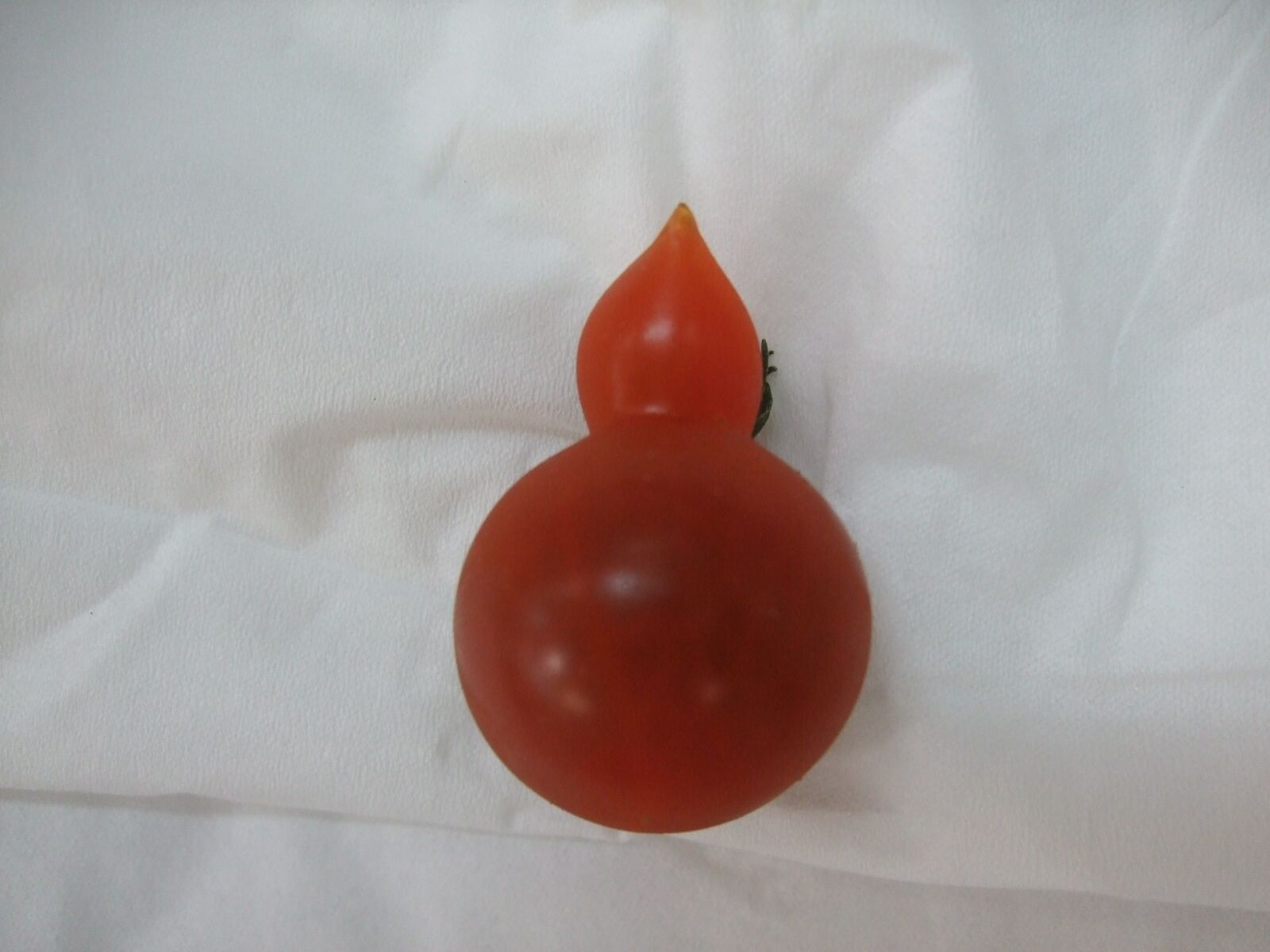 Fujifilm FinePix F40fd sample photo. Mini tomato, red, malformations photography