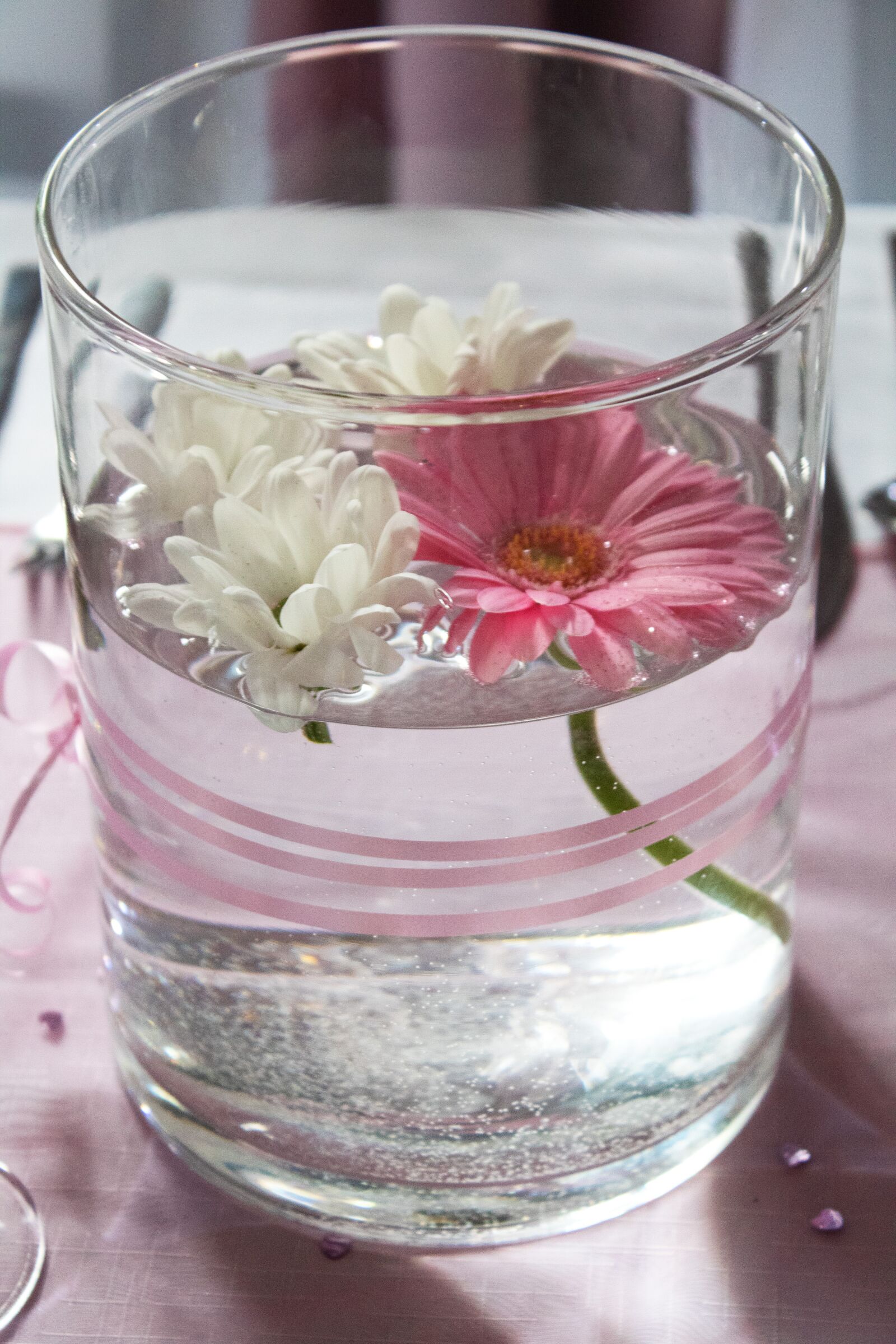 Canon EOS 1300D (EOS Rebel T6 / EOS Kiss X80) sample photo. Wedding, decoration, flower photography