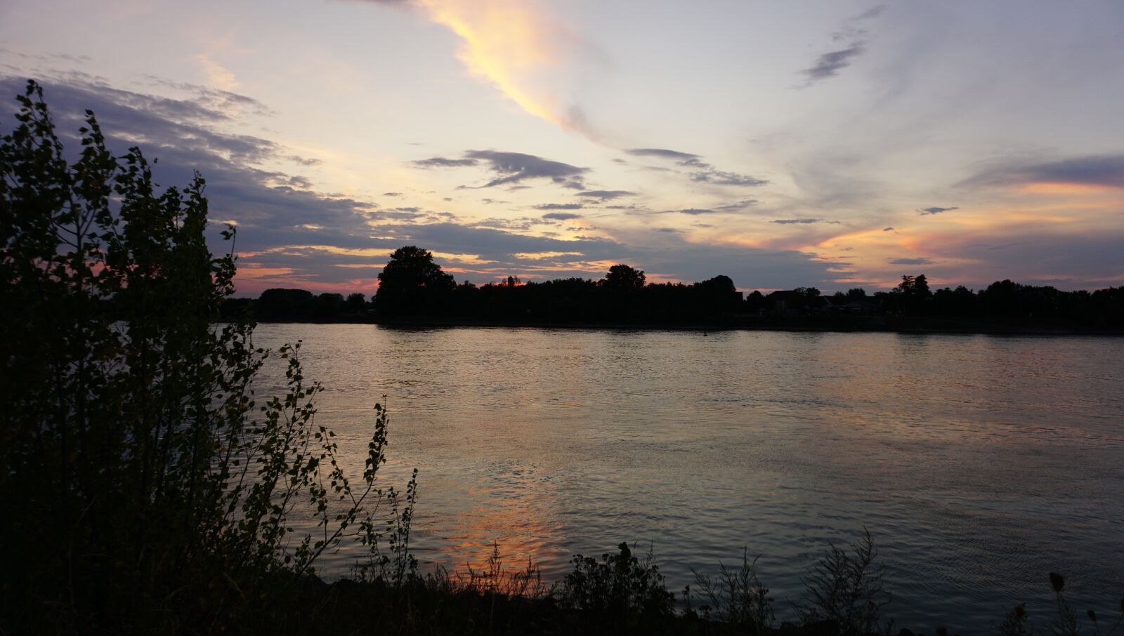 Sony a6000 sample photo. Nature, sunset, river photography