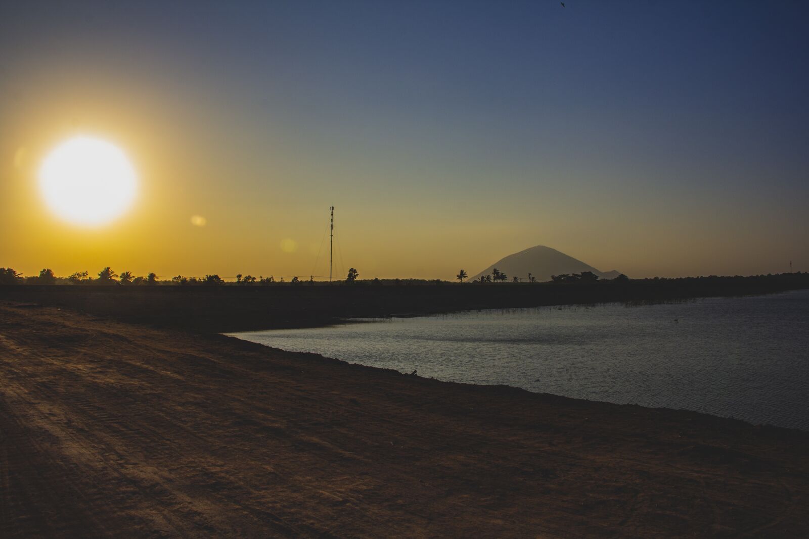 Canon EOS 60D sample photo. Sunset, feeling, landscape photography