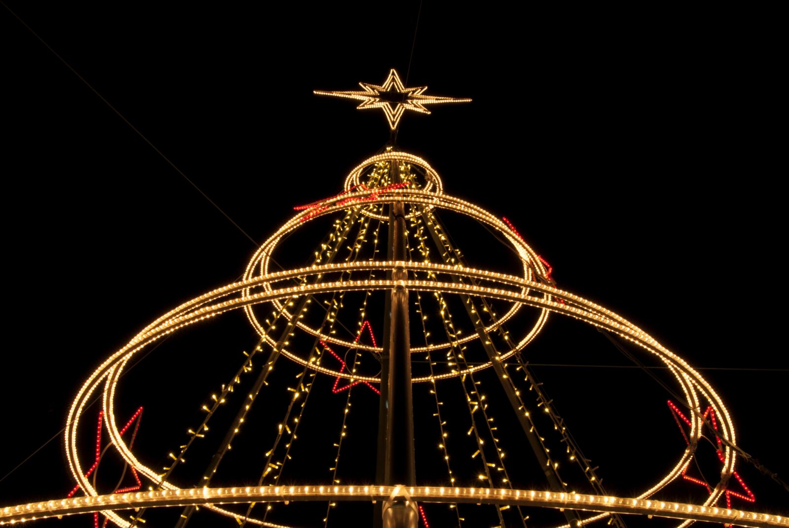 Nikon D3000 sample photo. Christmas, decoration, street photography