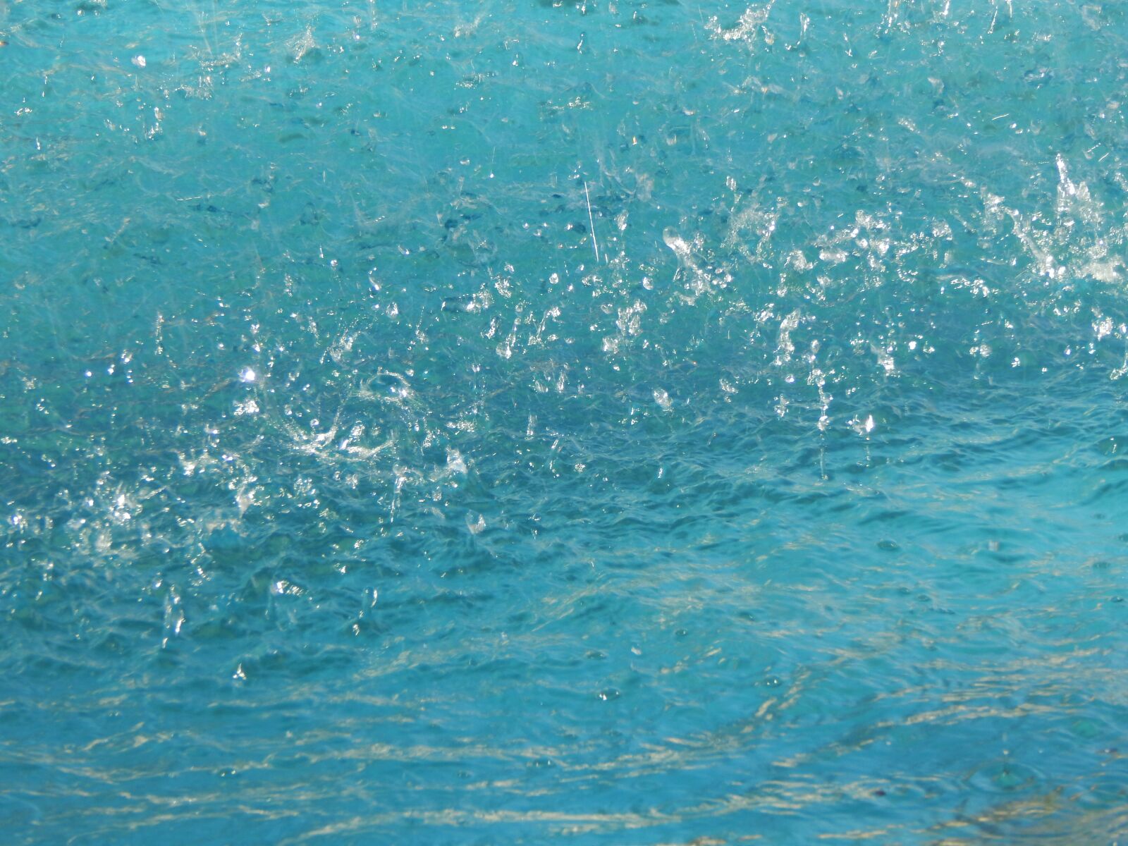 Nikon Coolpix L820 sample photo. Water, fresh, crystalline photography