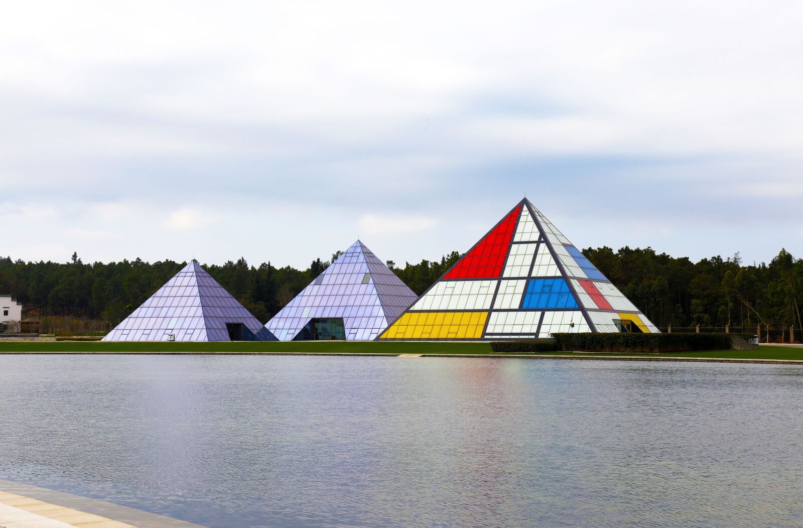 Canon EOS 6D + Canon EF 24-105mm F4L IS USM sample photo. Pyramid, changle, network dragon photography